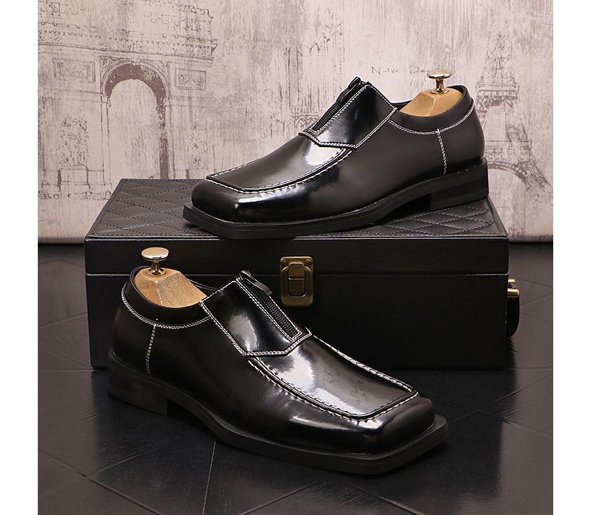 Square-Toe Half-Zip Loafers Product Image