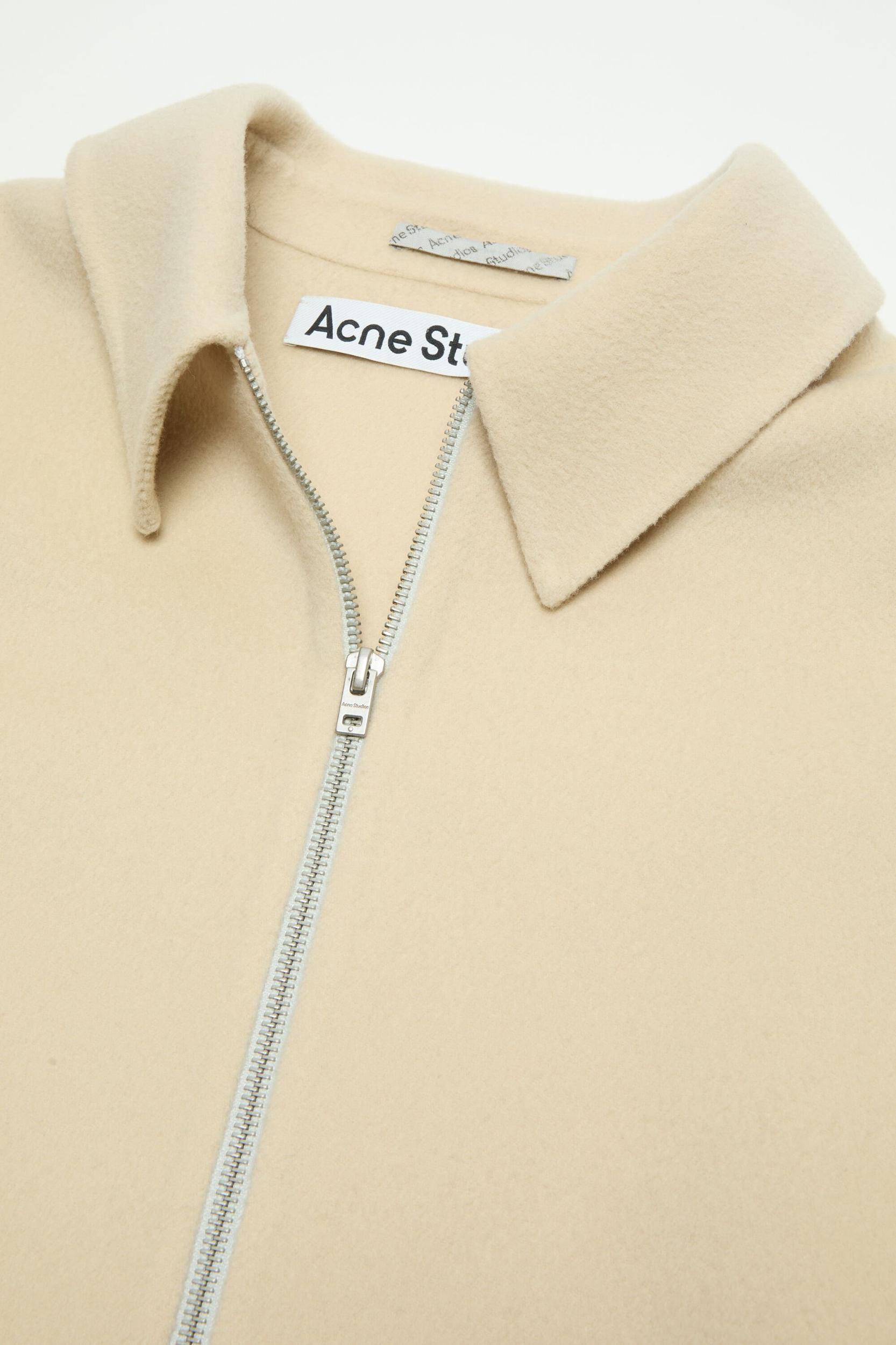 Wool zipper jacket Product Image