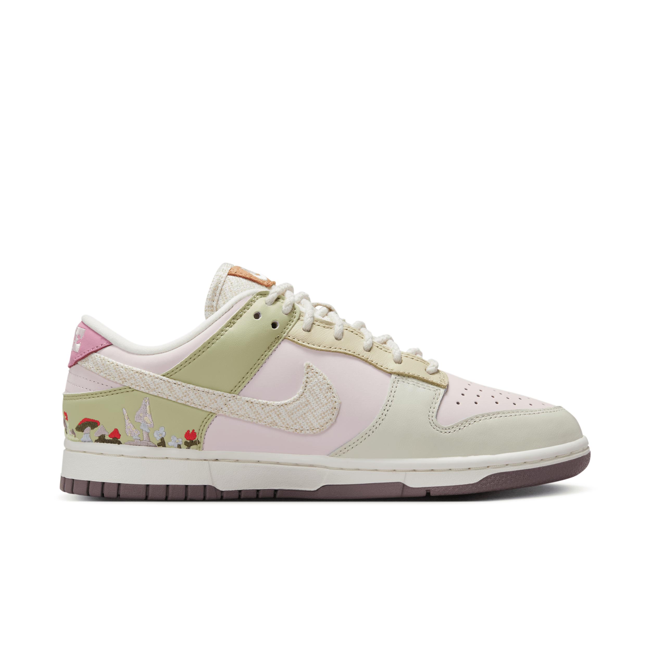 Nike Women's Dunk Low LX Shoes Product Image