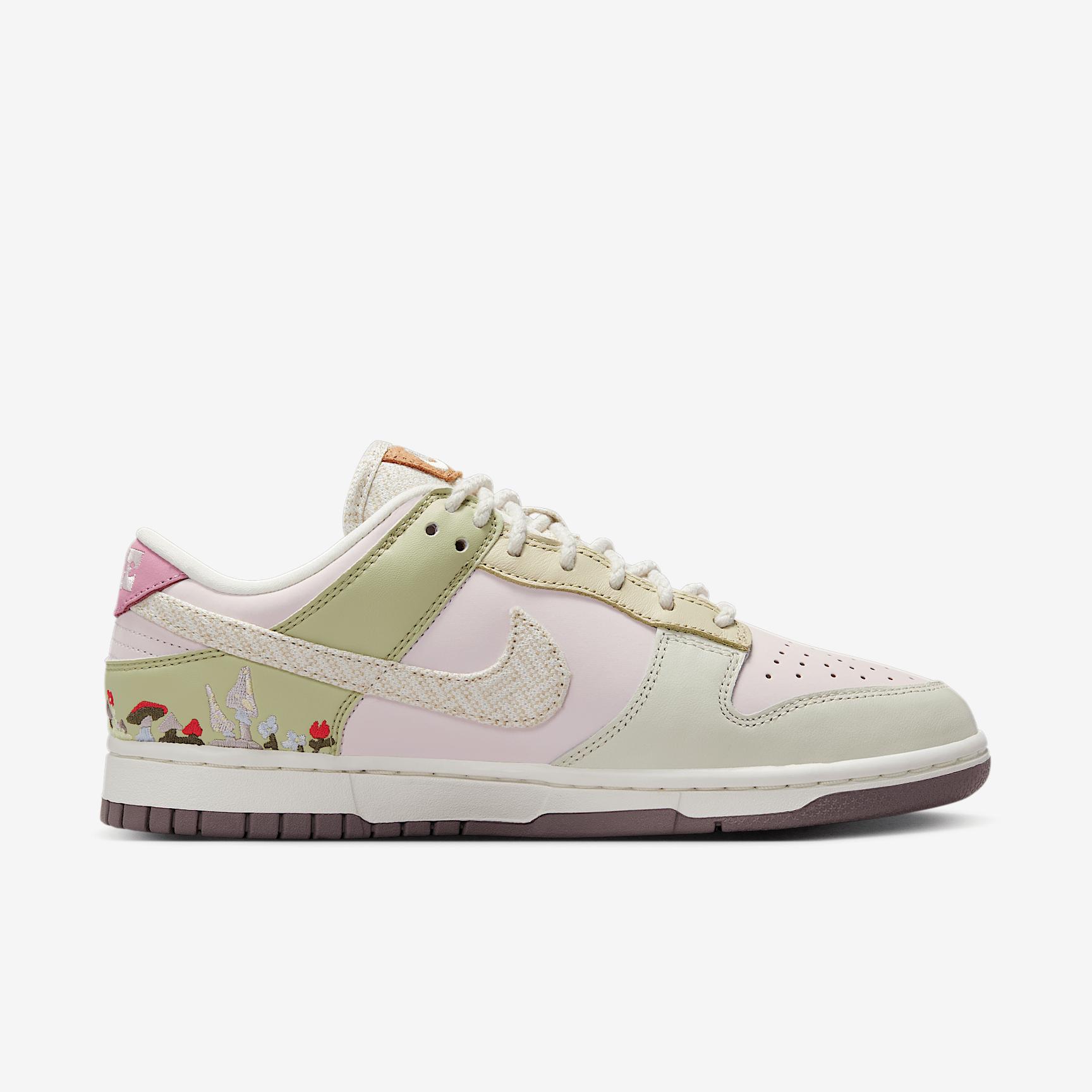 Nike Women's Dunk Low LX Shoes Product Image