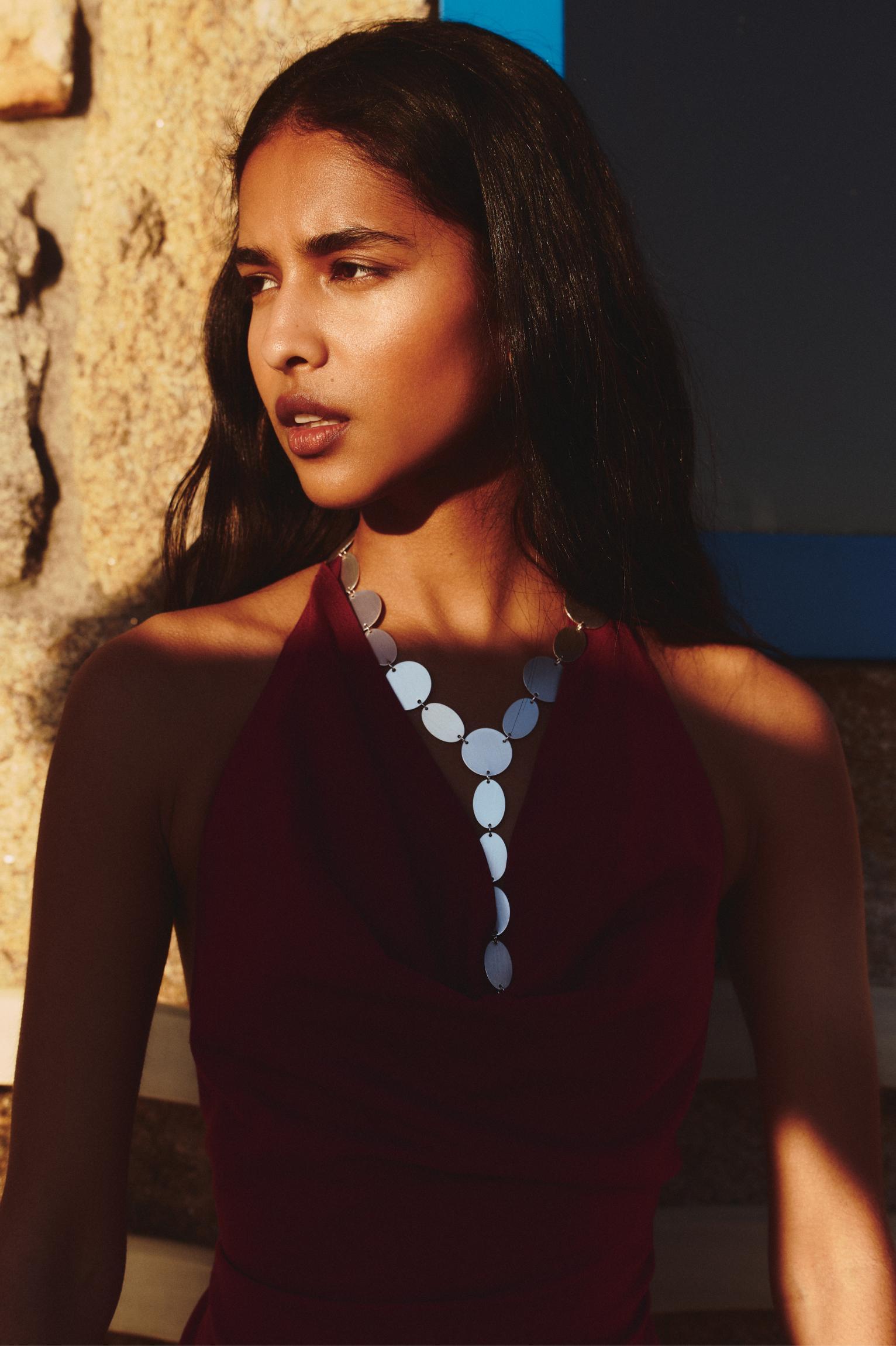 Lariat necklace with circles Product Image