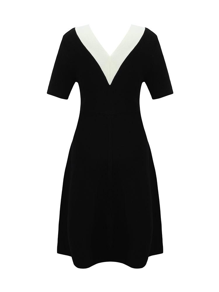 Contrast V-Neck Slim Knitted Women Midi Dress Product Image