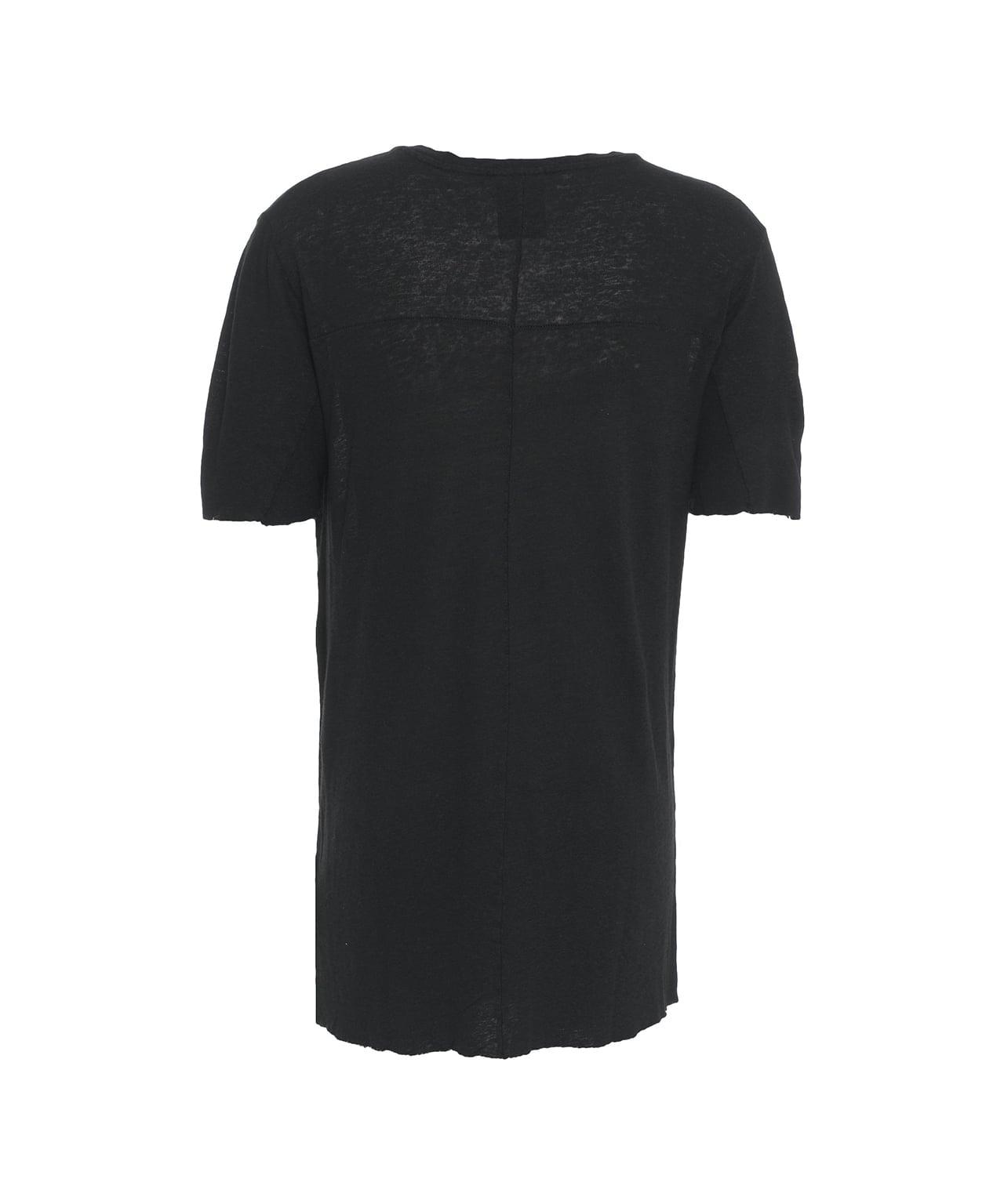 V-neck t-shirt Product Image