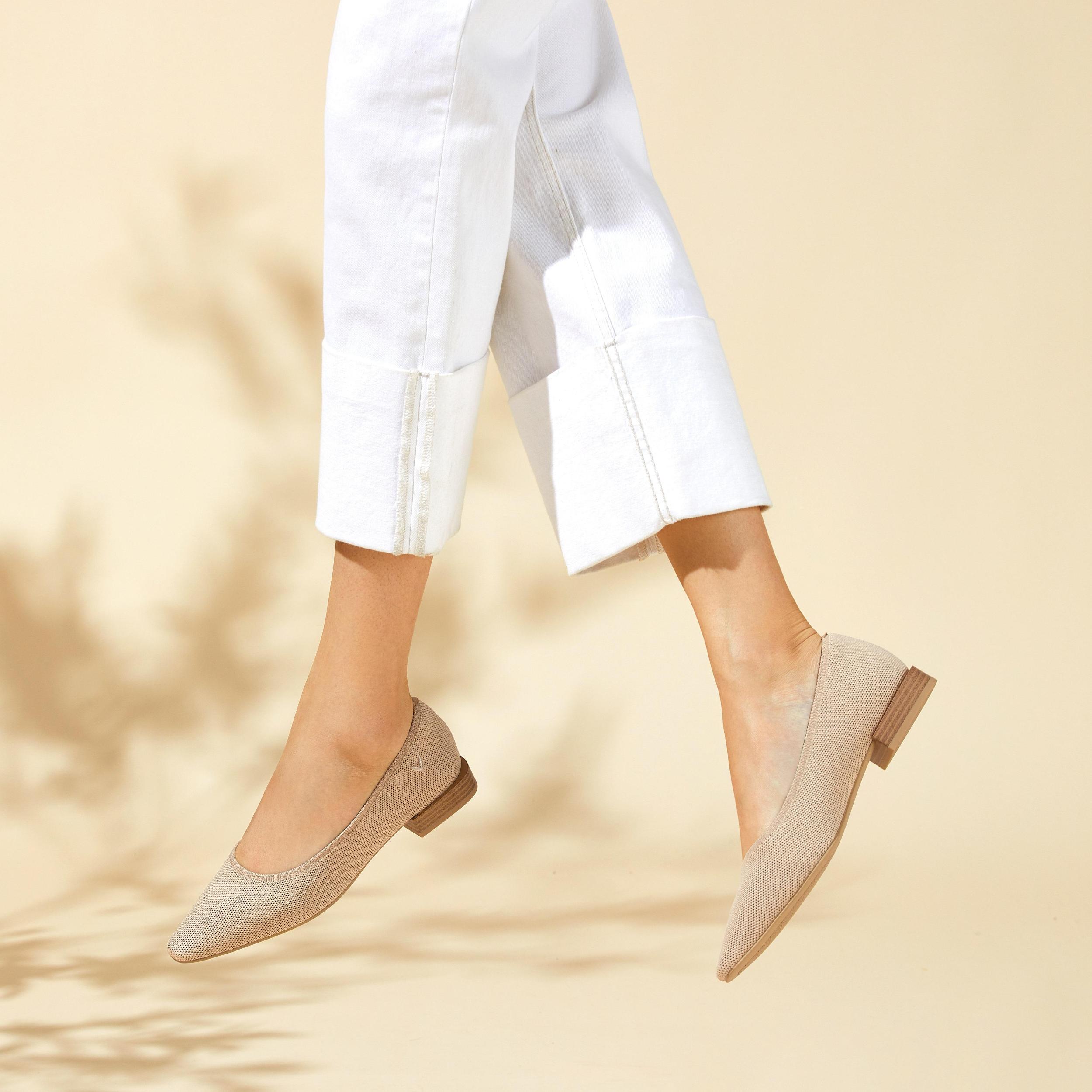 Small Square-Toe Heels (Minnie Pro) Product Image