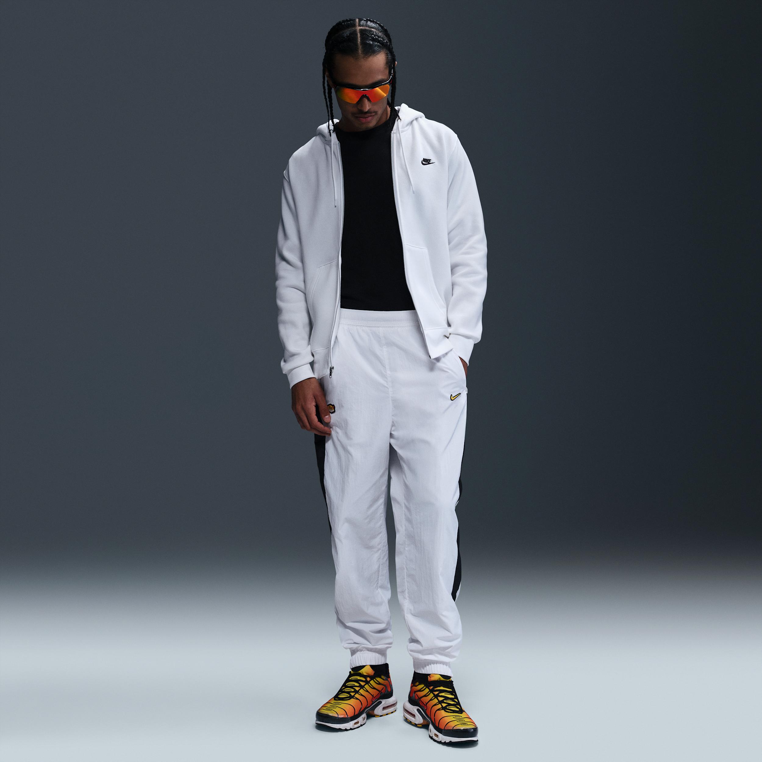 Nike Mens Club Full-Zip Fleece Hoodie | FN3861-100 Product Image