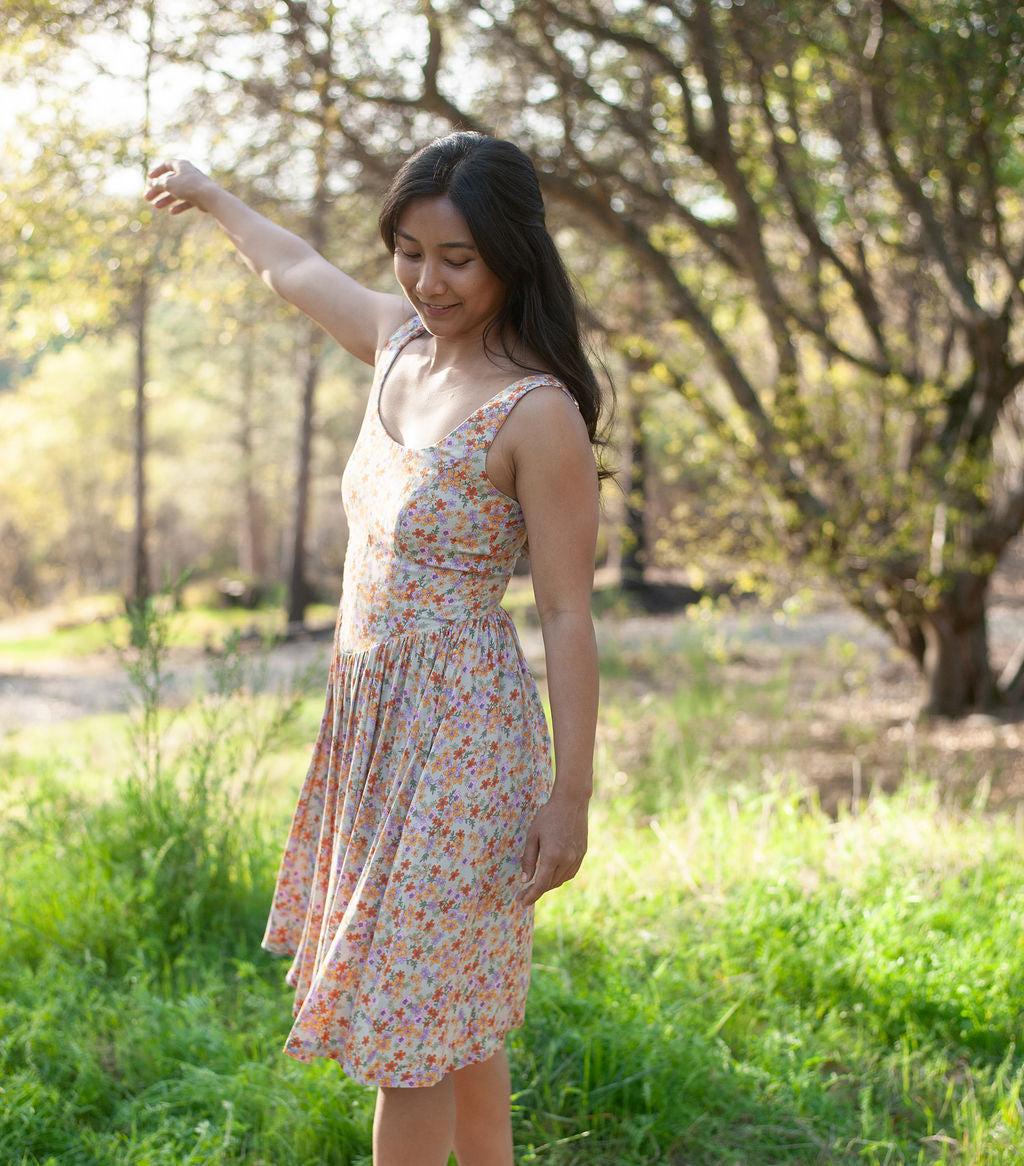 Agnes dress in Oat Linen Product Image