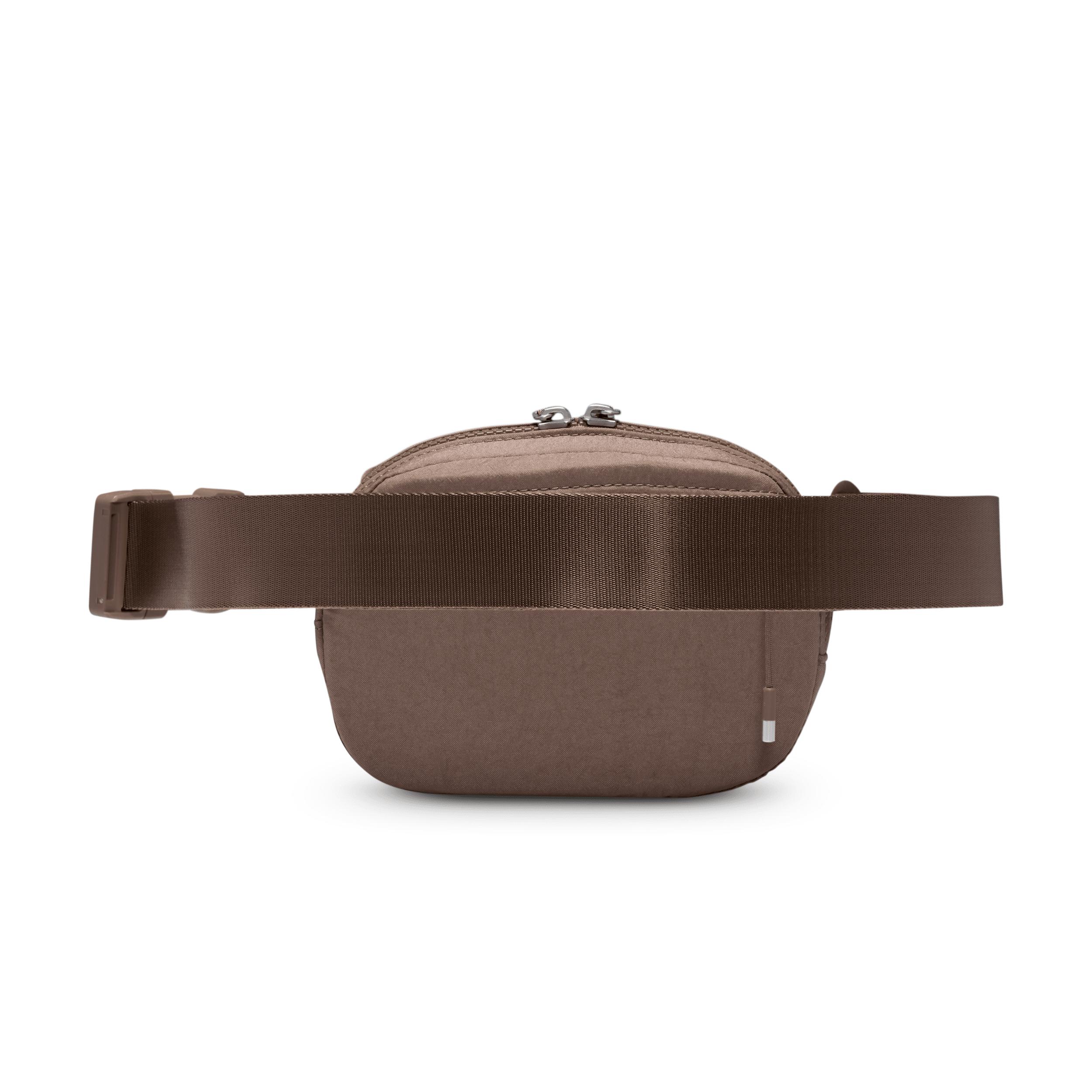 Nike Unisex Aura Crossbody Bag (2L) Product Image