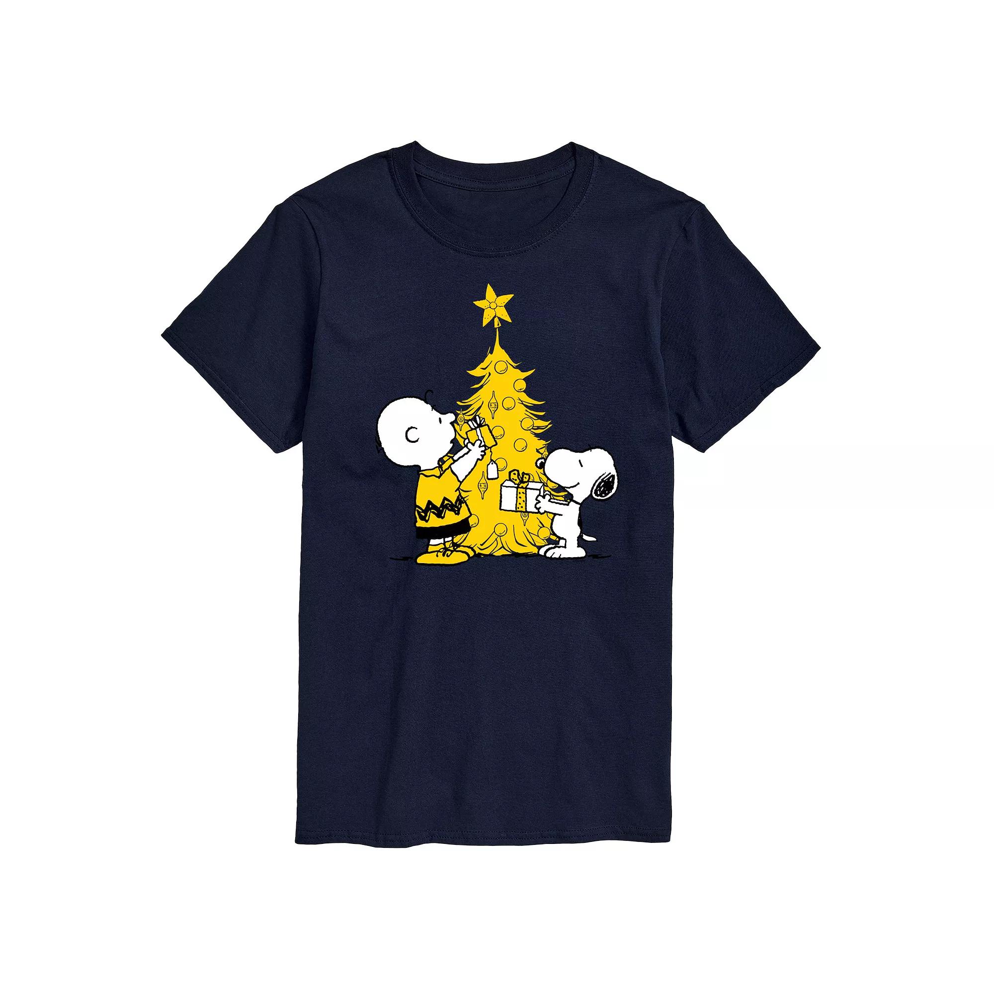 Men's Peanuts Xmas Charlie Snoopy Graphic Tee,  Product Image