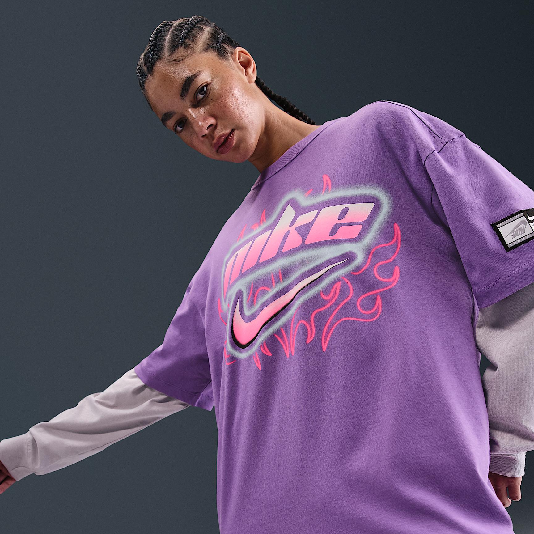 Womens Nike Sportswear Oversized Graphic T-Shirt | FZ1146-521 Product Image