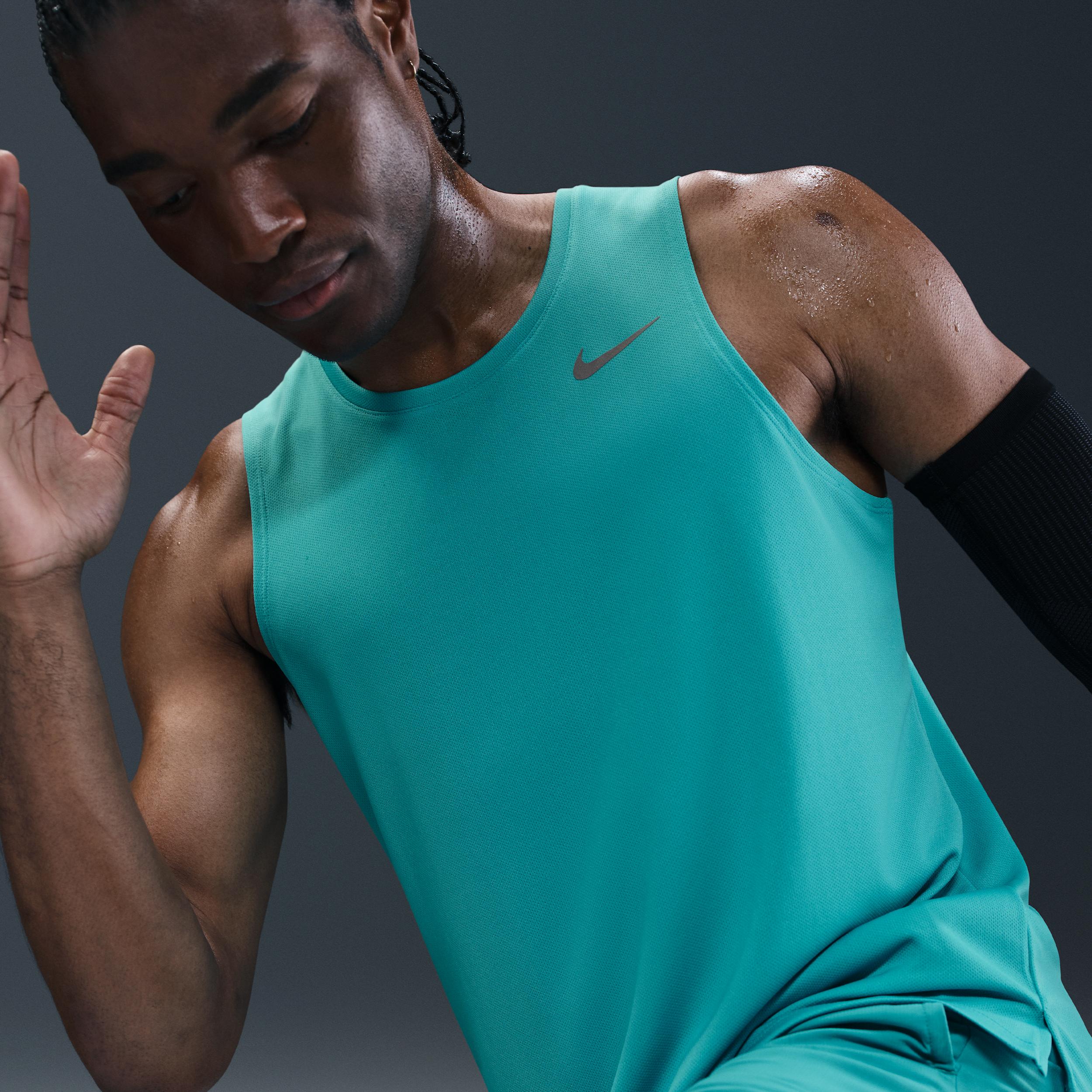 Nike Men's Miler Dri-FIT Running Tank Top Product Image