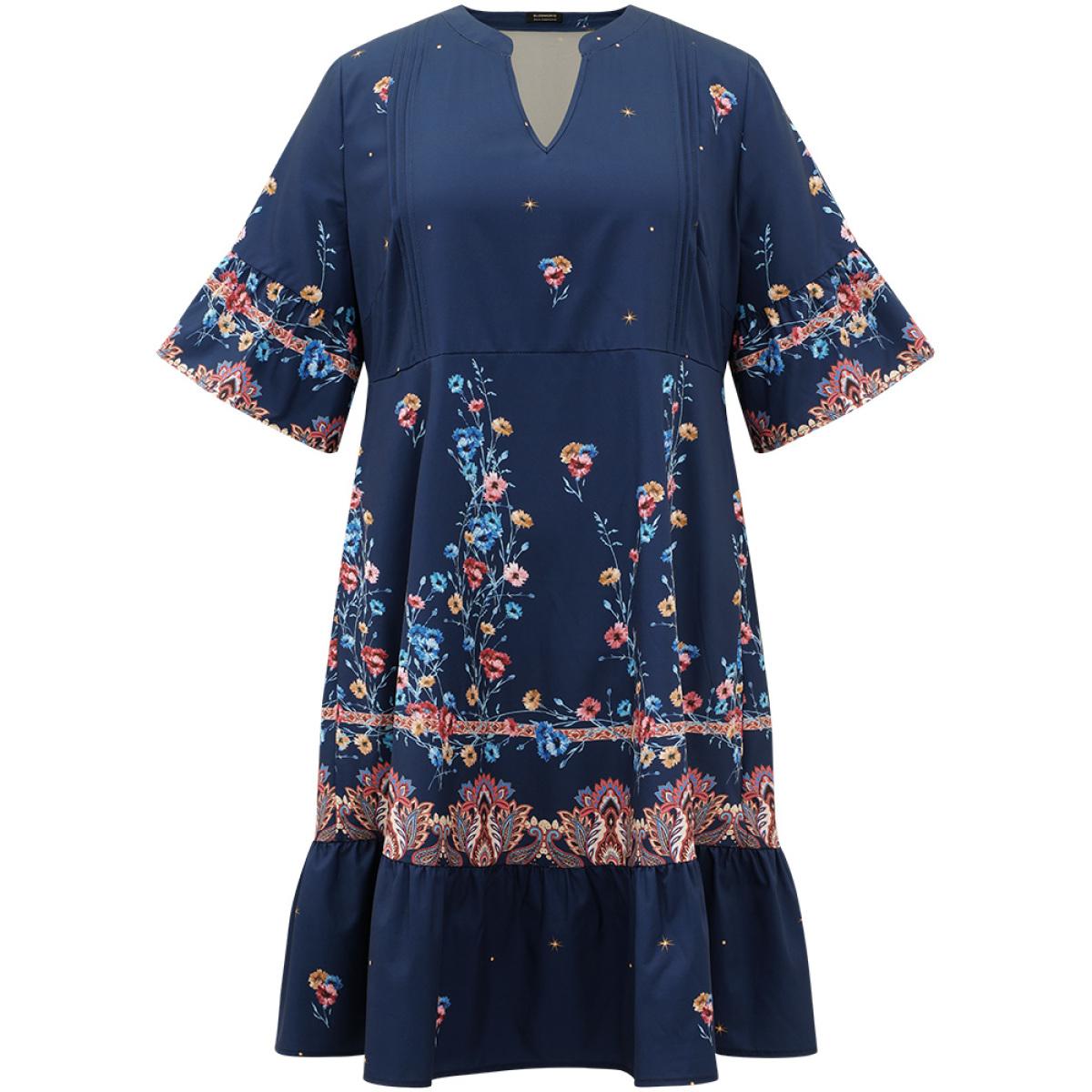 Plus Size Star & Bandana Print Notched Ruffle Dress DarkBlue Women Vacation Gathered Notched collar Half Sleeve Curvy Midi Dress BloomChic 22-24/3X Product Image