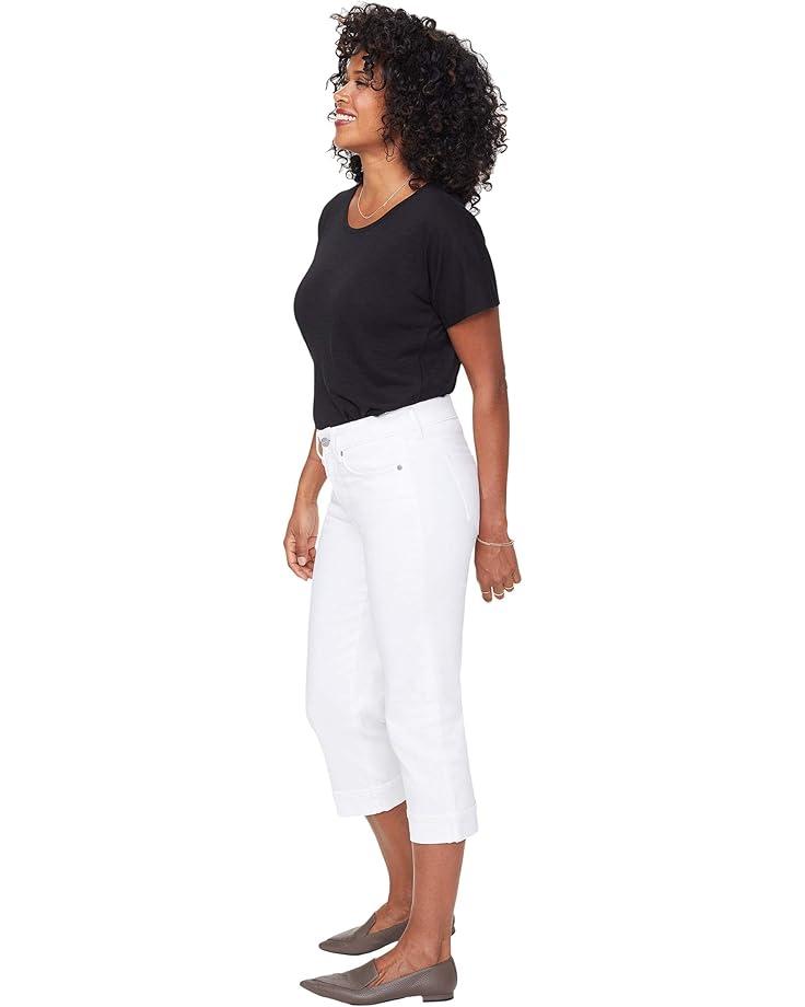 Petite High Rise Ami Skinny Capri Jeans Product Image