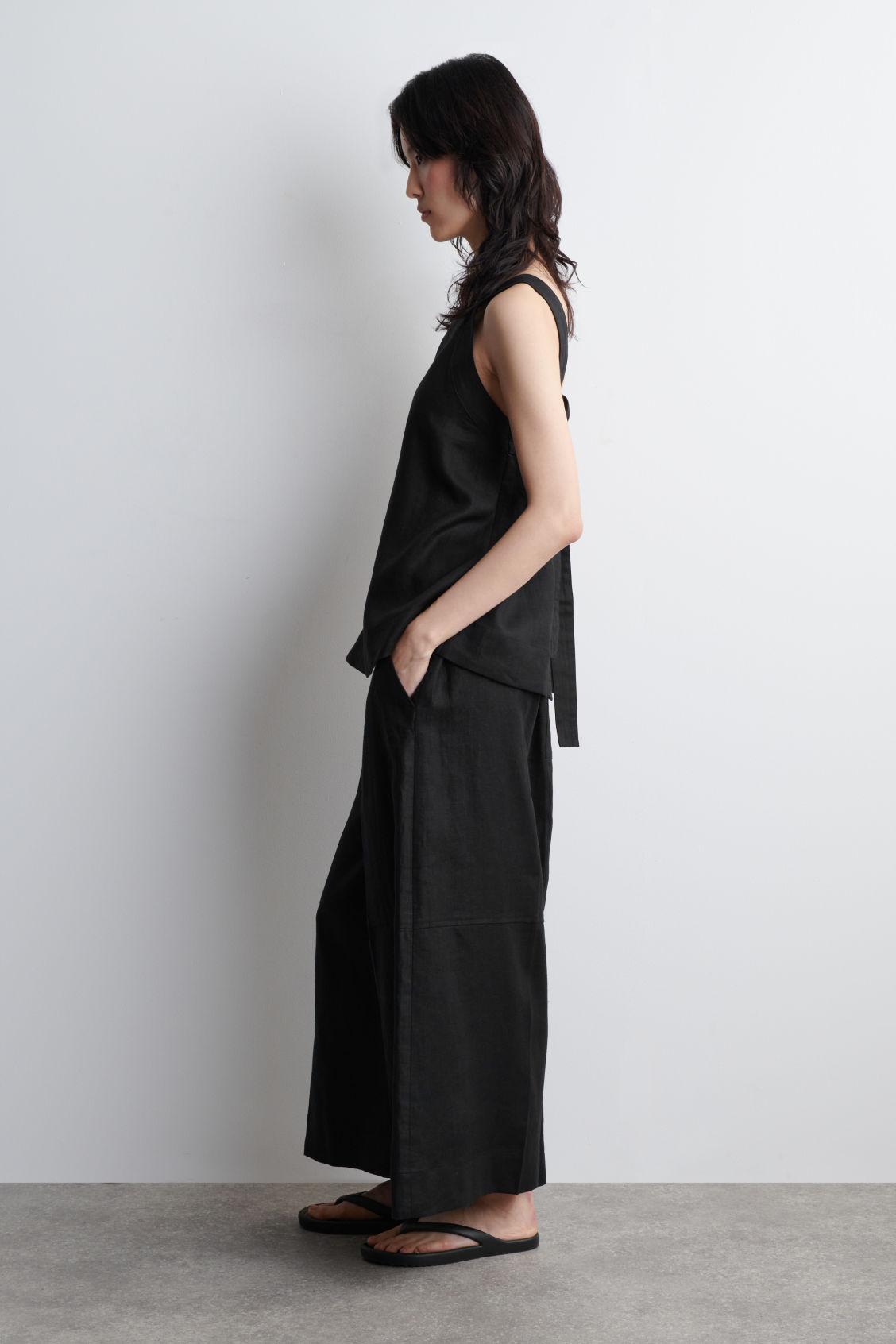 TIE-BACK LINEN TOP Product Image