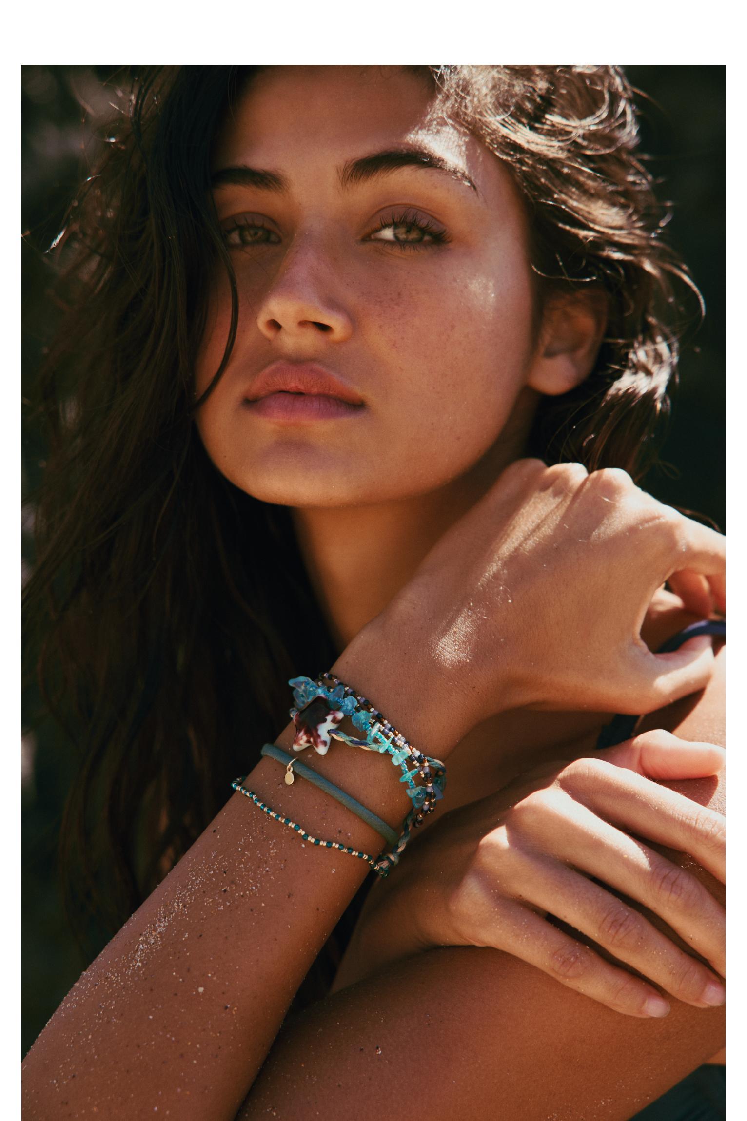 Pack of 6 beaded bracelets Product Image