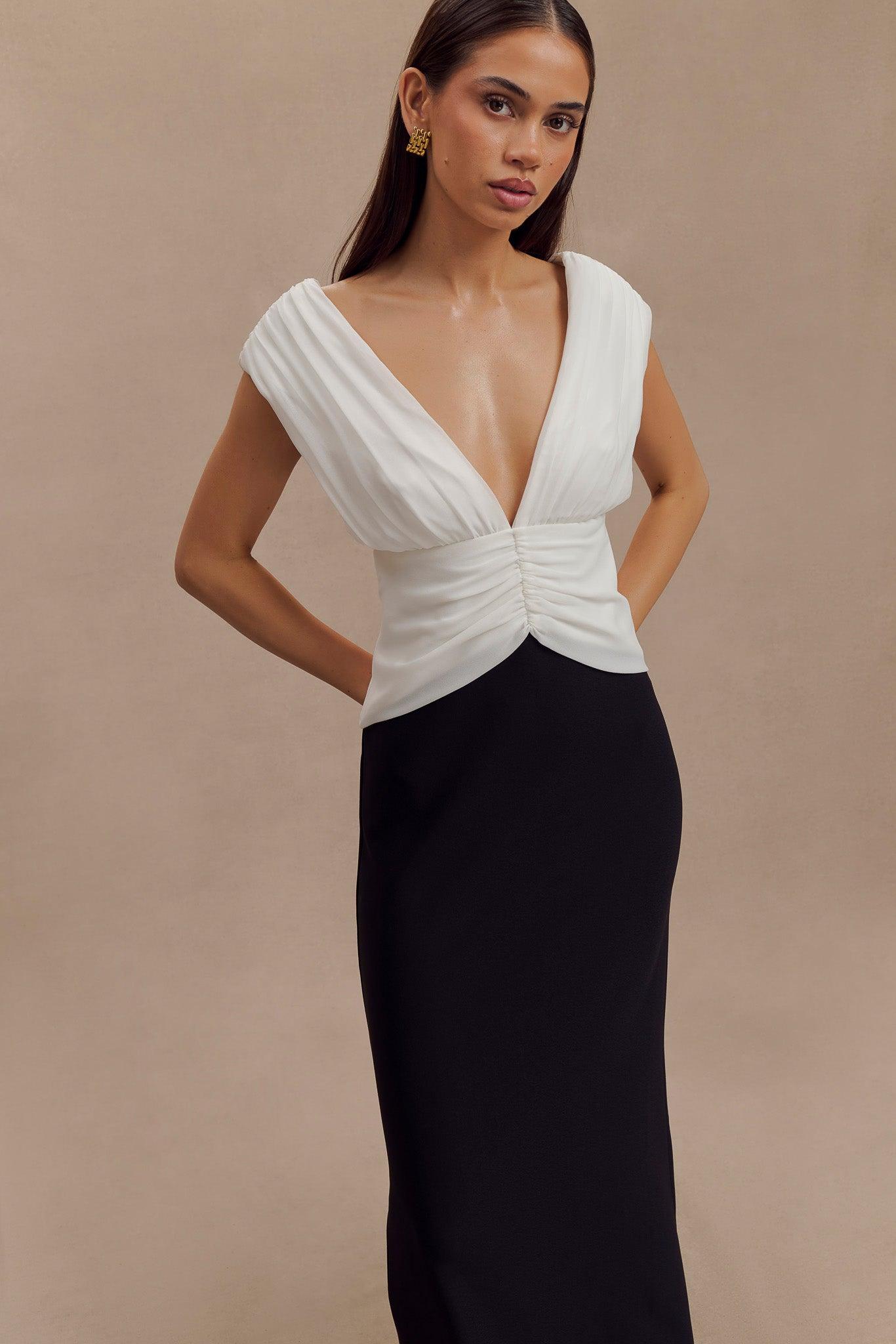 Monique Contrast Maxi Dress - Black Product Image