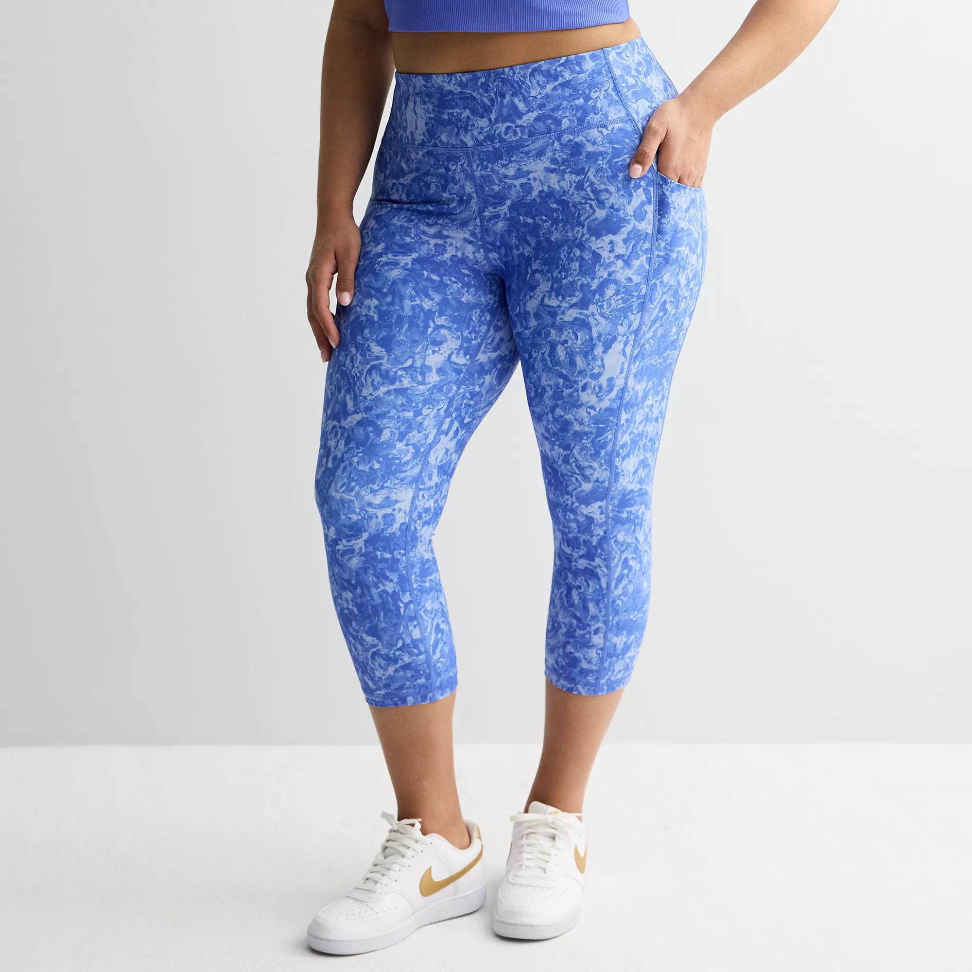 Plus Size Tek Gear® Ultrastretch Pocket High-Waisted Capri Leggings, Women's, Size: 2XL, Medium Blue Paint Product Image