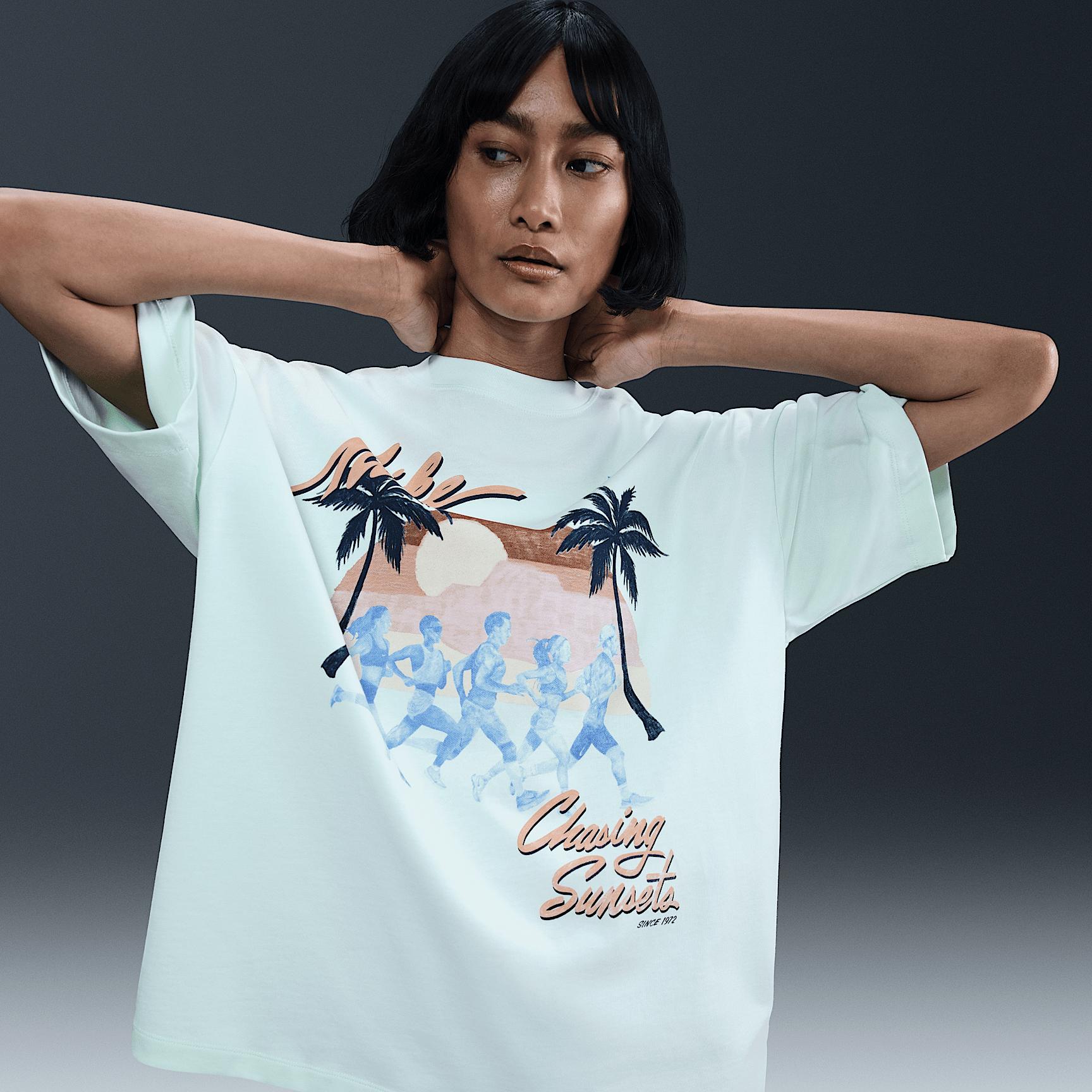 Nike Sportswear Essential Women's Oversized T-Shirt Product Image