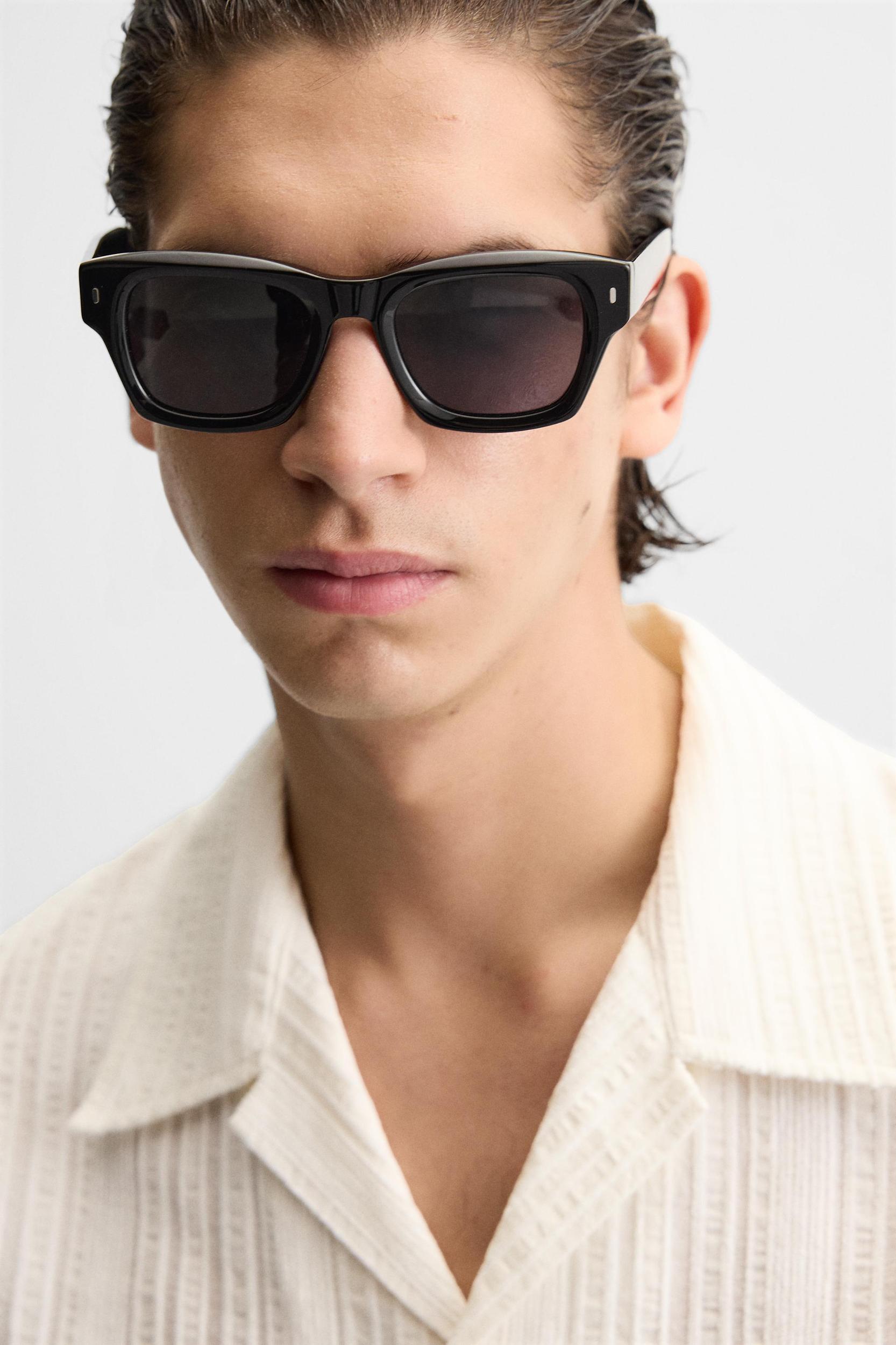 STRIPED JACQUARD SHIRT Product Image