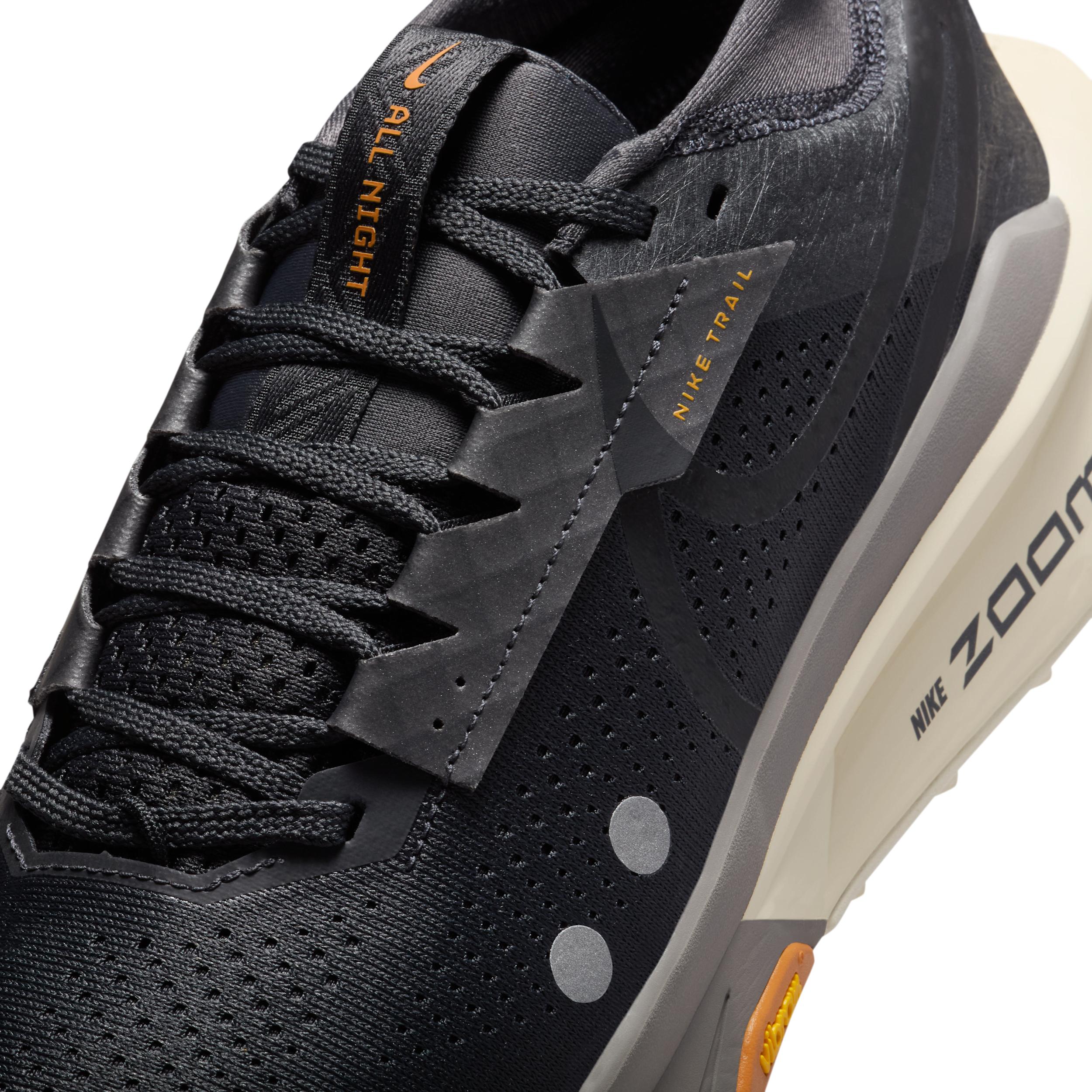 Nike Zegama 2 Men's Trail Running Shoes Product Image