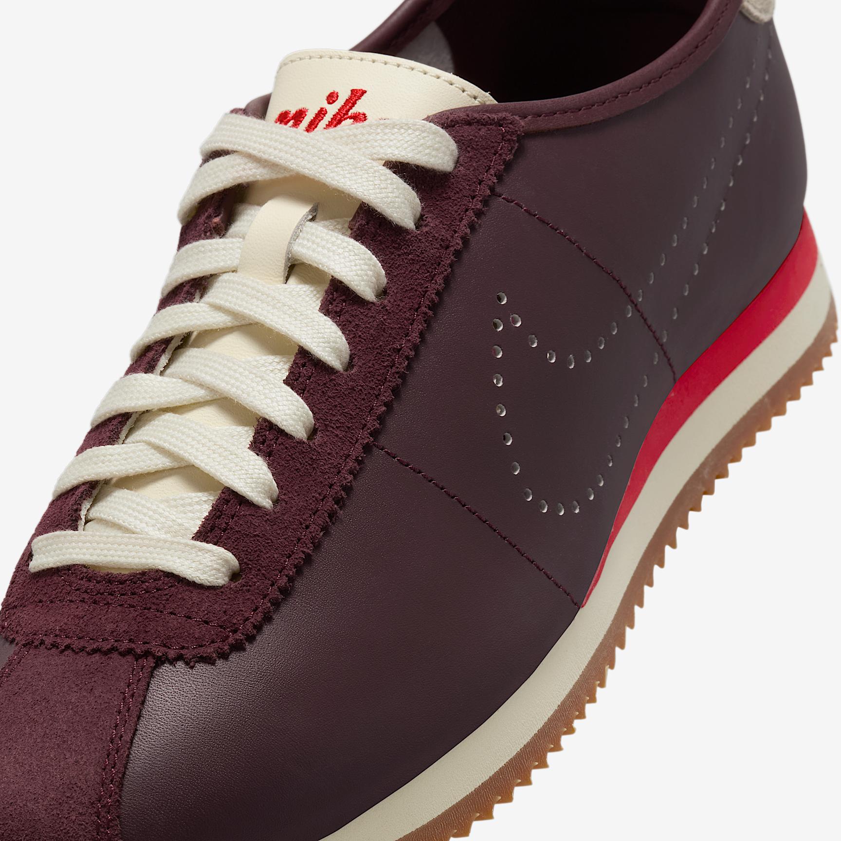 Nike Womens Cortez Leather Shoes | HQ1841-100 Product Image