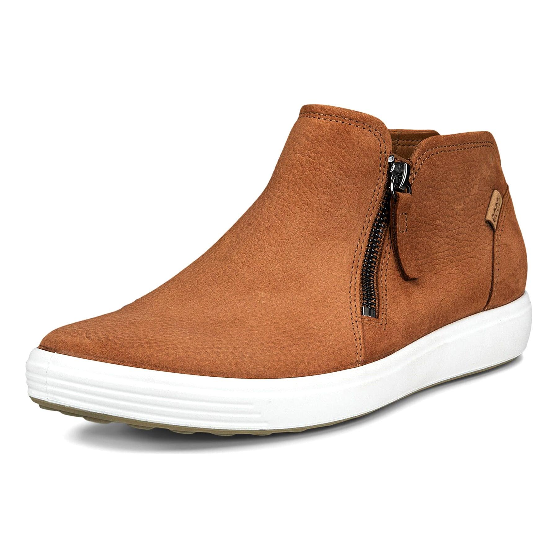 Soft 7 Bootie Female Product Image