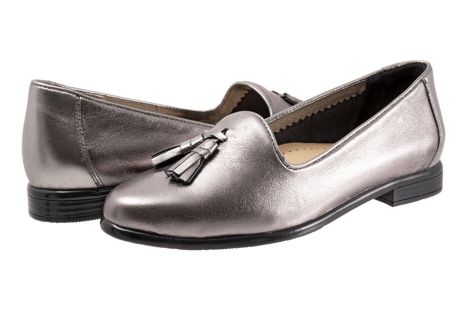 Liz Tassel Product Image