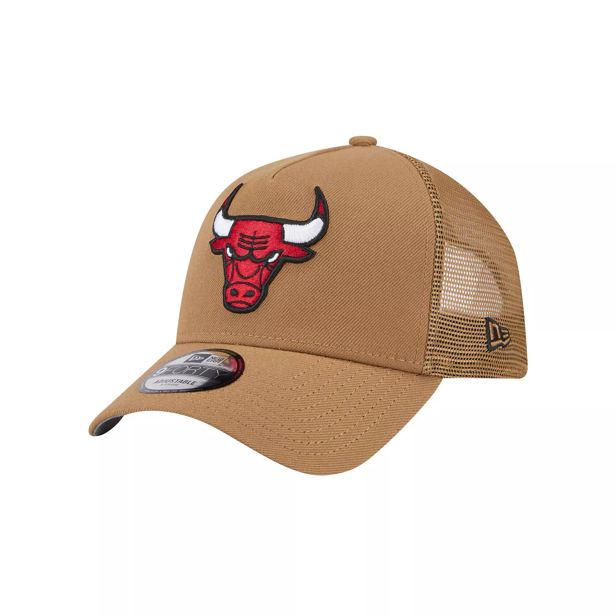 Men's New Era Tan Chicago Bulls 9FORTY A-Frame Trucker Adjustable Hat, Team Product Image