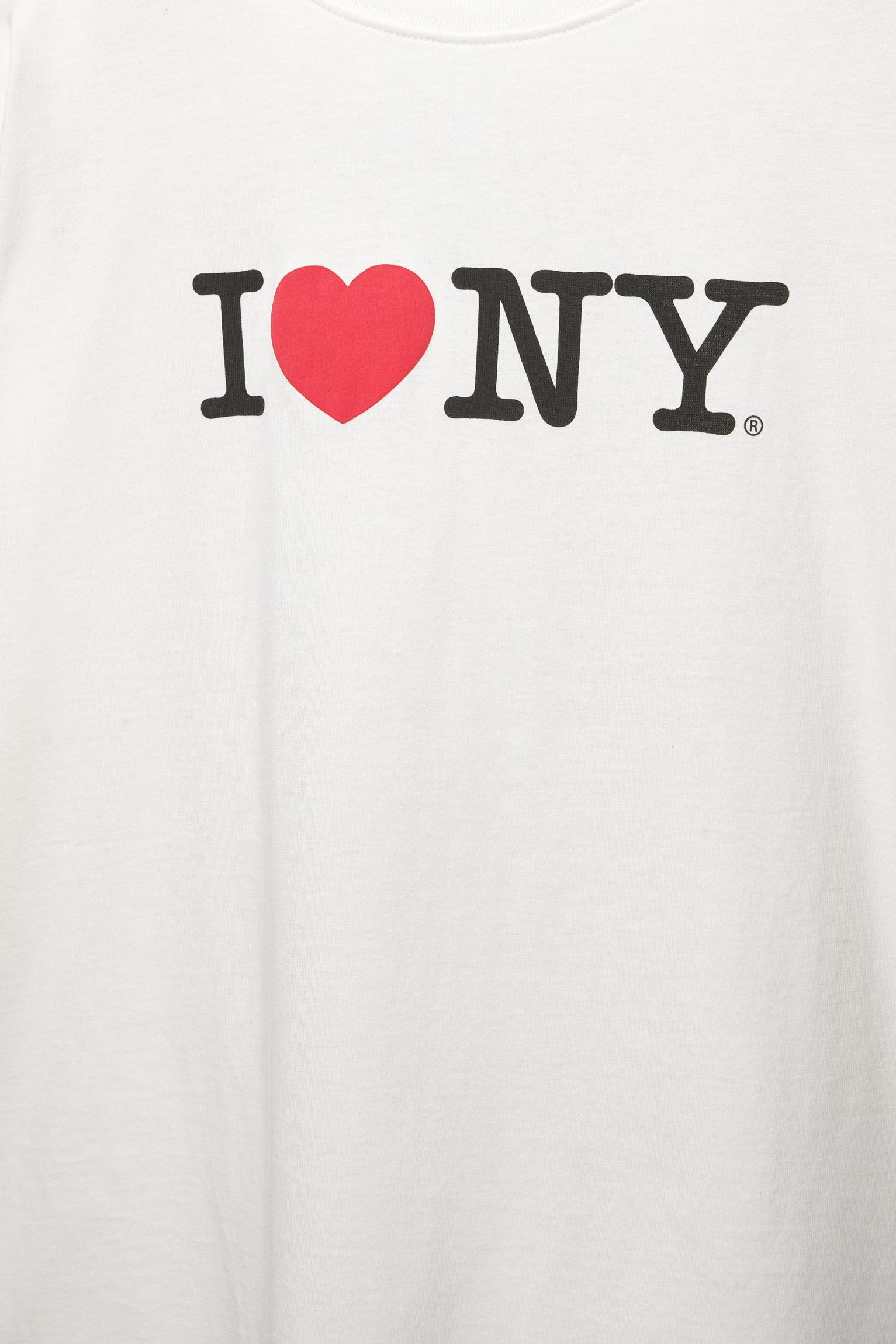 ‘New York’ T-shirt Product Image