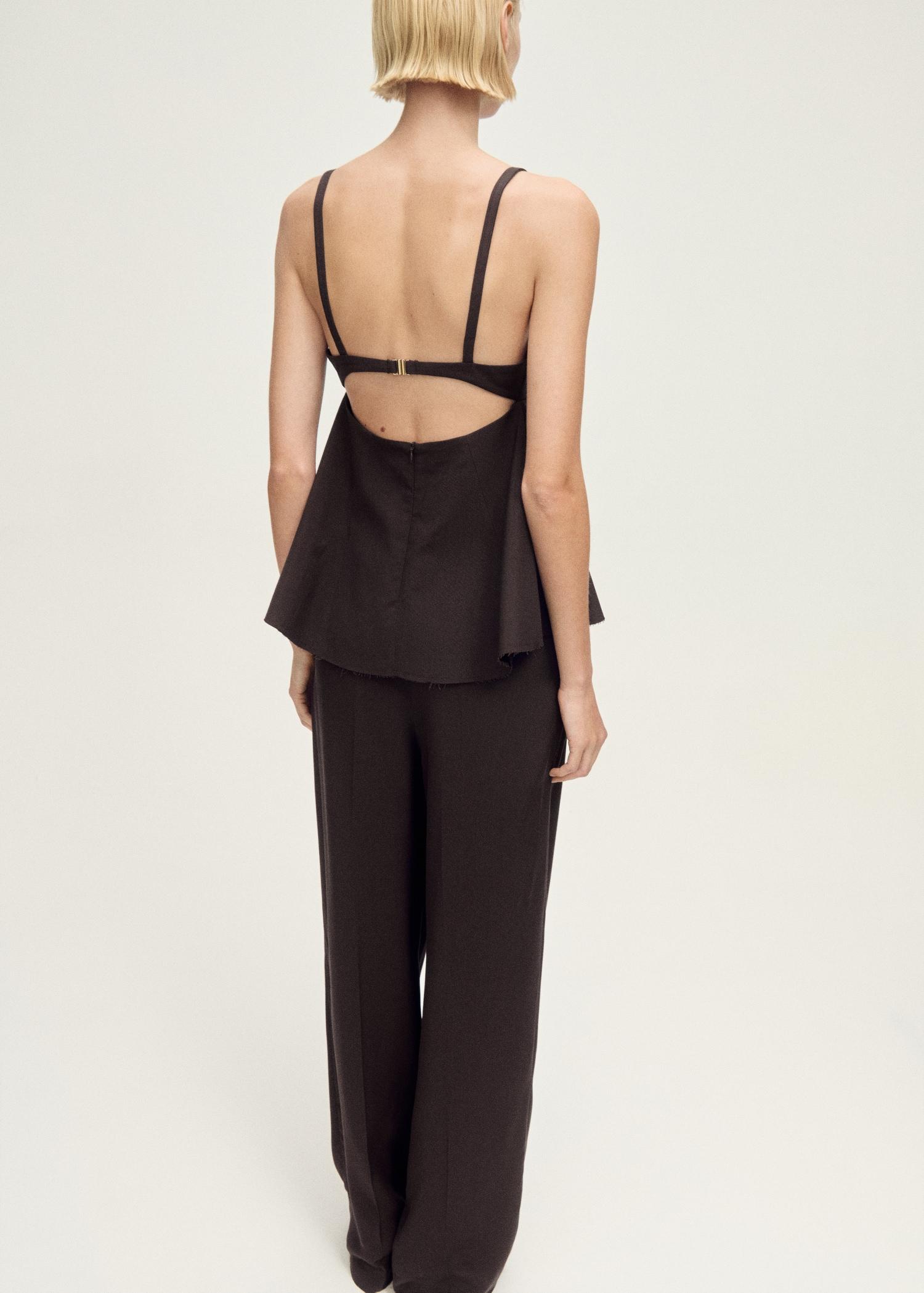 V-neck top with open back - Women | MANGO USA Product Image