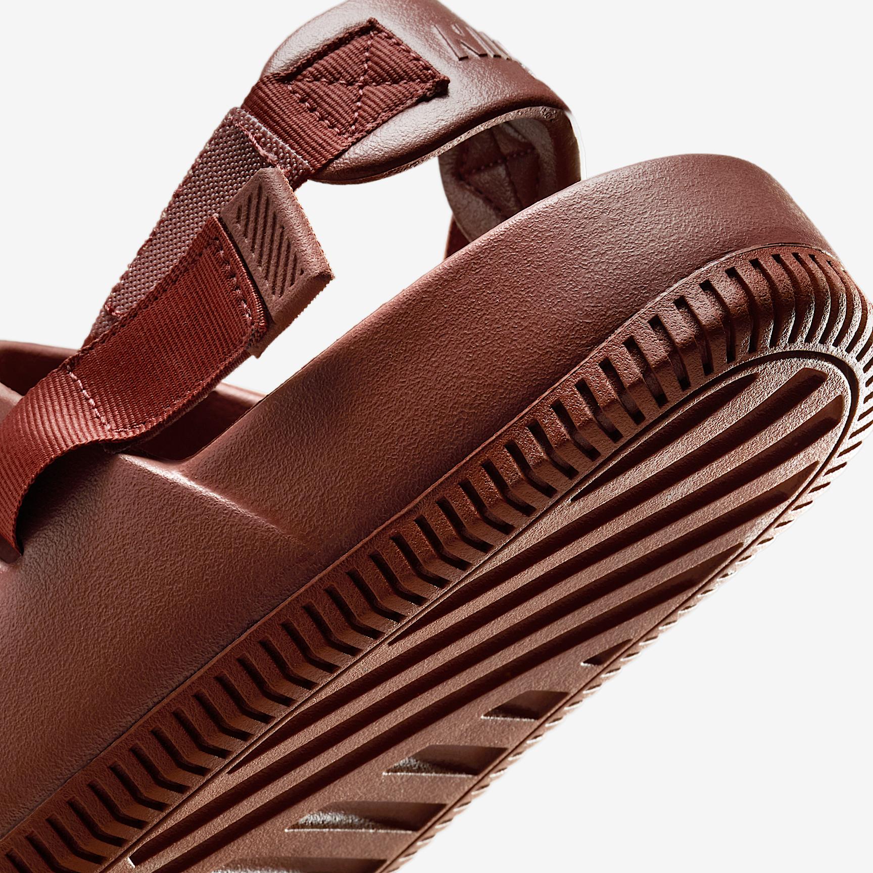 Nike Womens Calm Mules | FB2185-204 Product Image