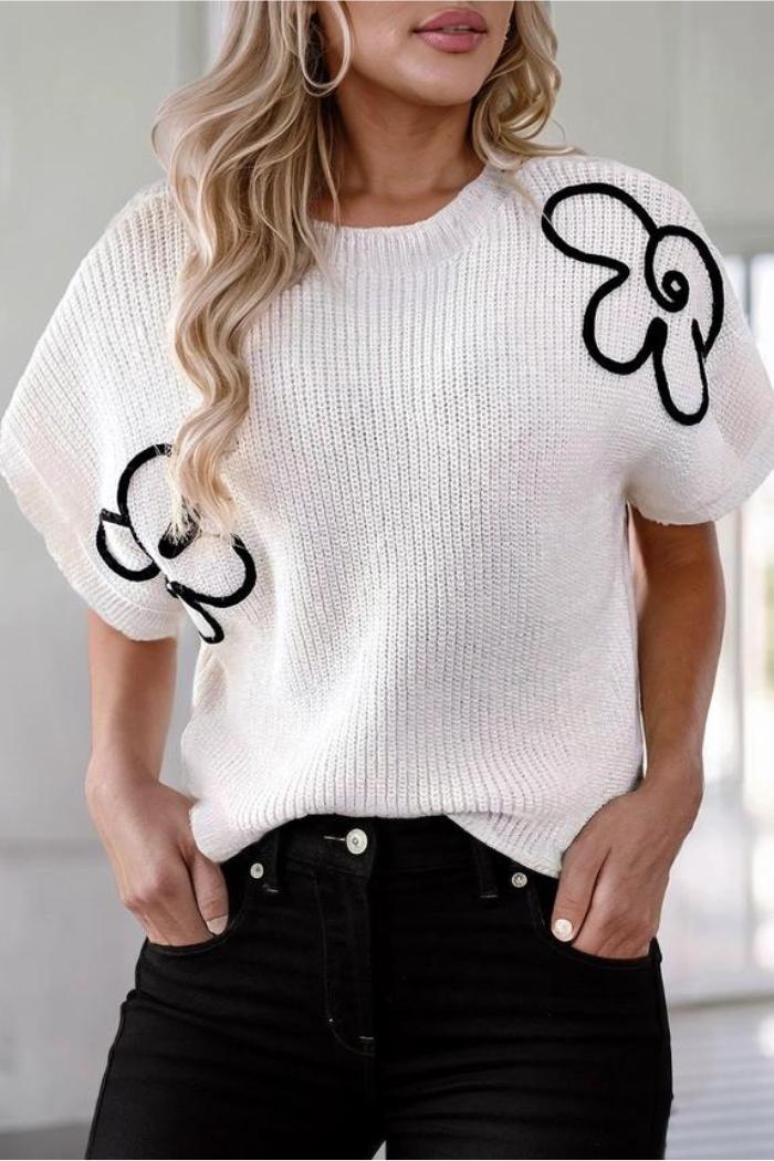 Floral Pattern Short Batwing Sleeve Sweater Product Image
