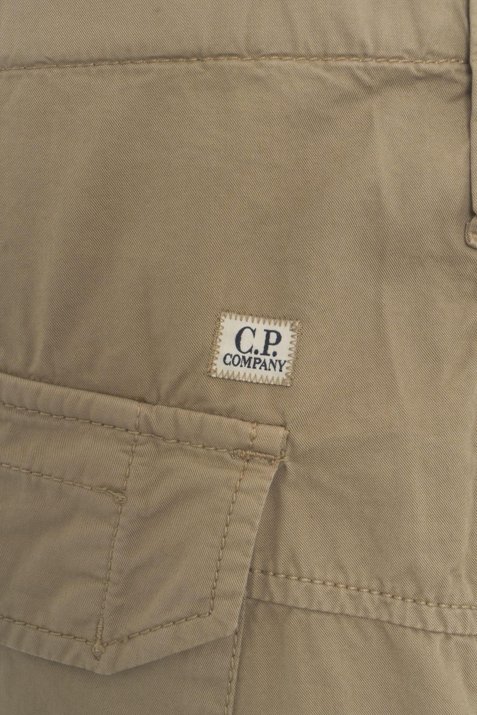 Loose fit cargo pants Product Image