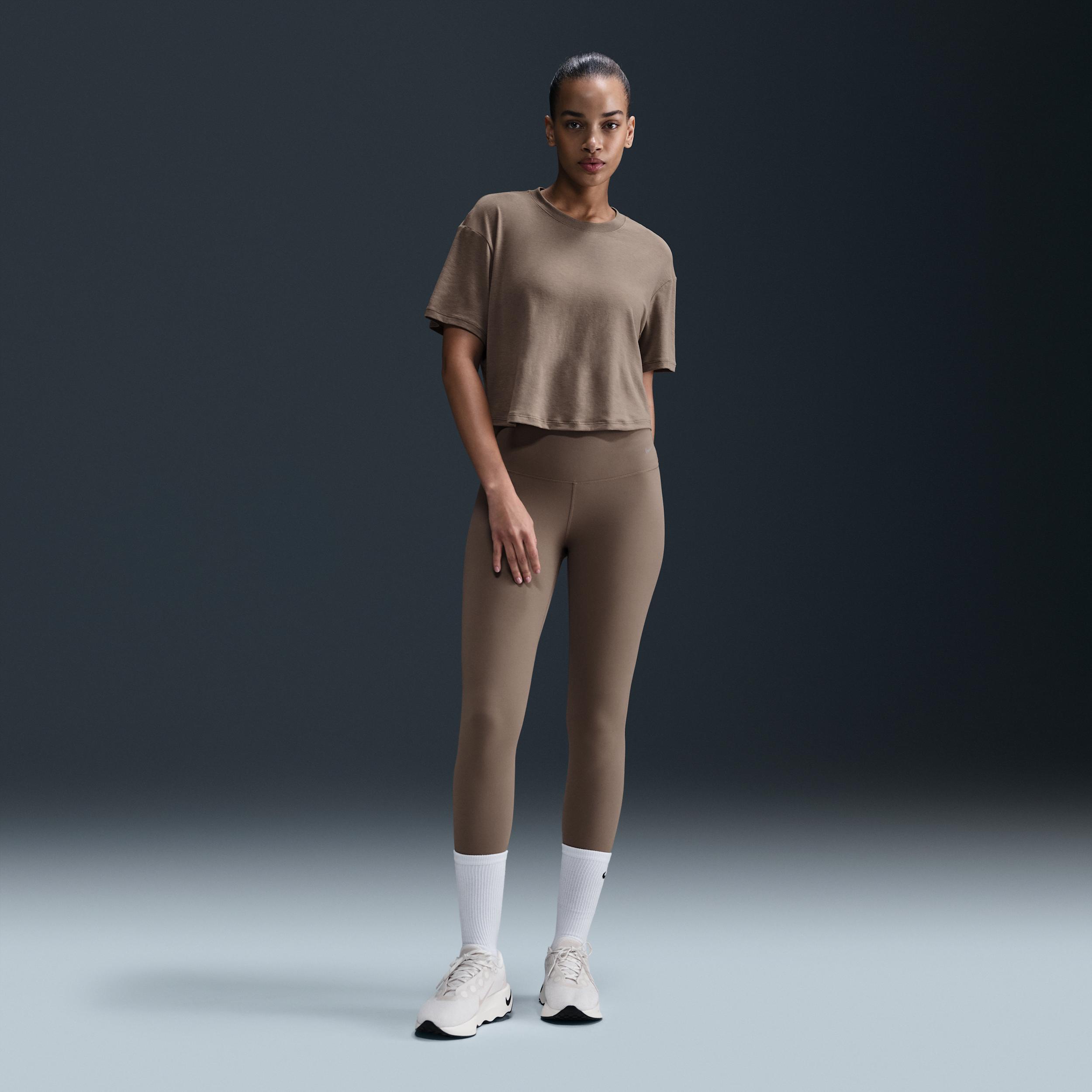 Nike One Relaxed Women's Dri-FIT Cropped Short-Sleeve Top Product Image