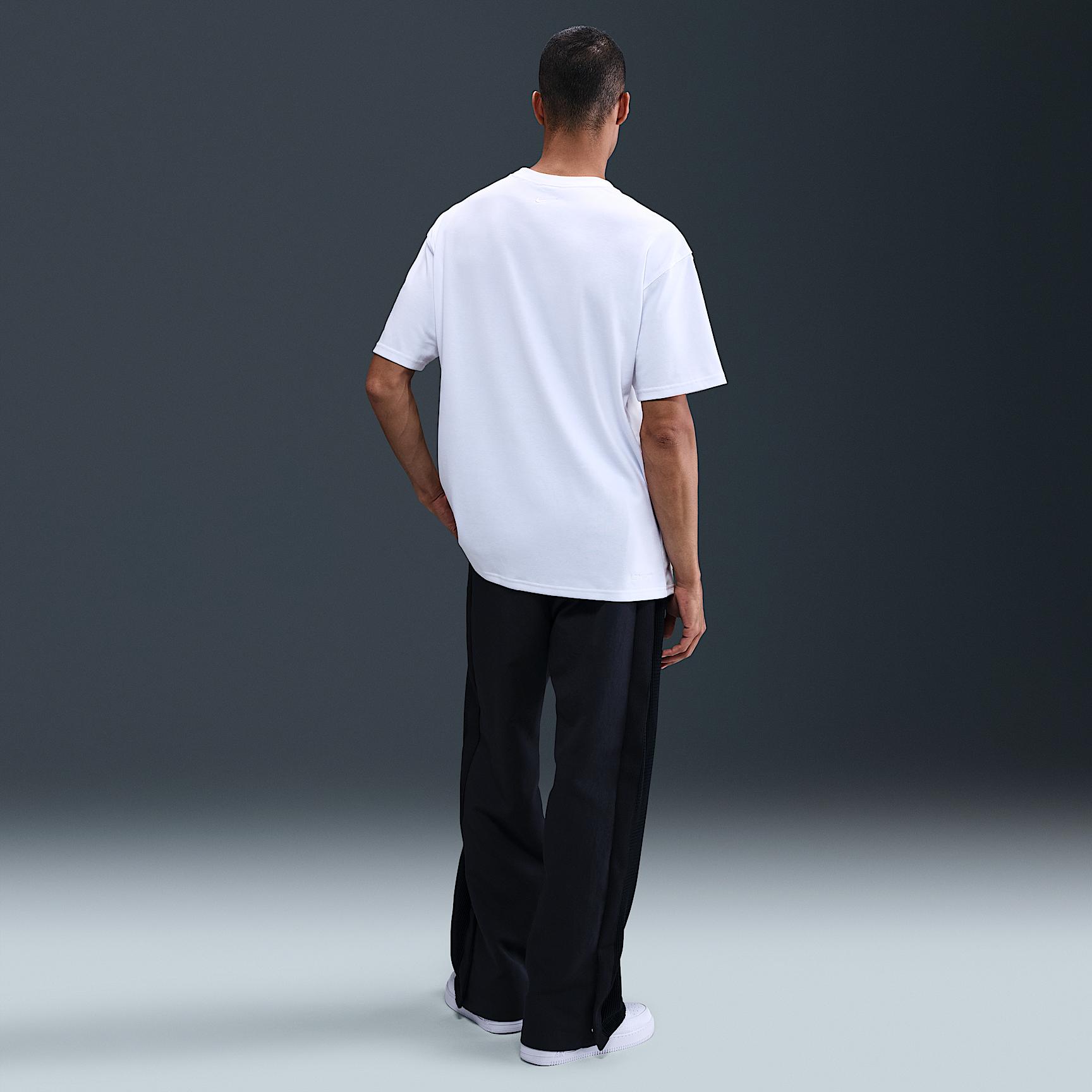 Nike Men's Kobe Dri-FIT Basketball T-Shirt Product Image