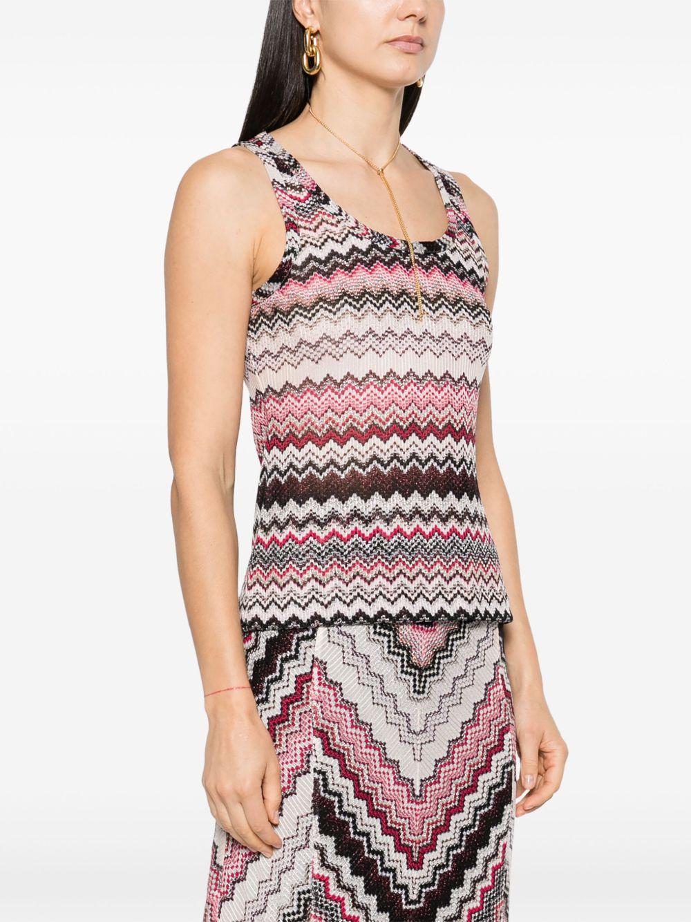 zigzag-pattern tank top  Product Image