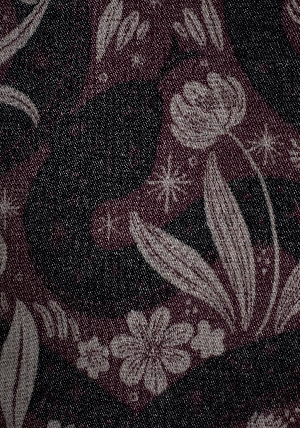 Deception Floral Snake Woven Blanket - Purple Product Image