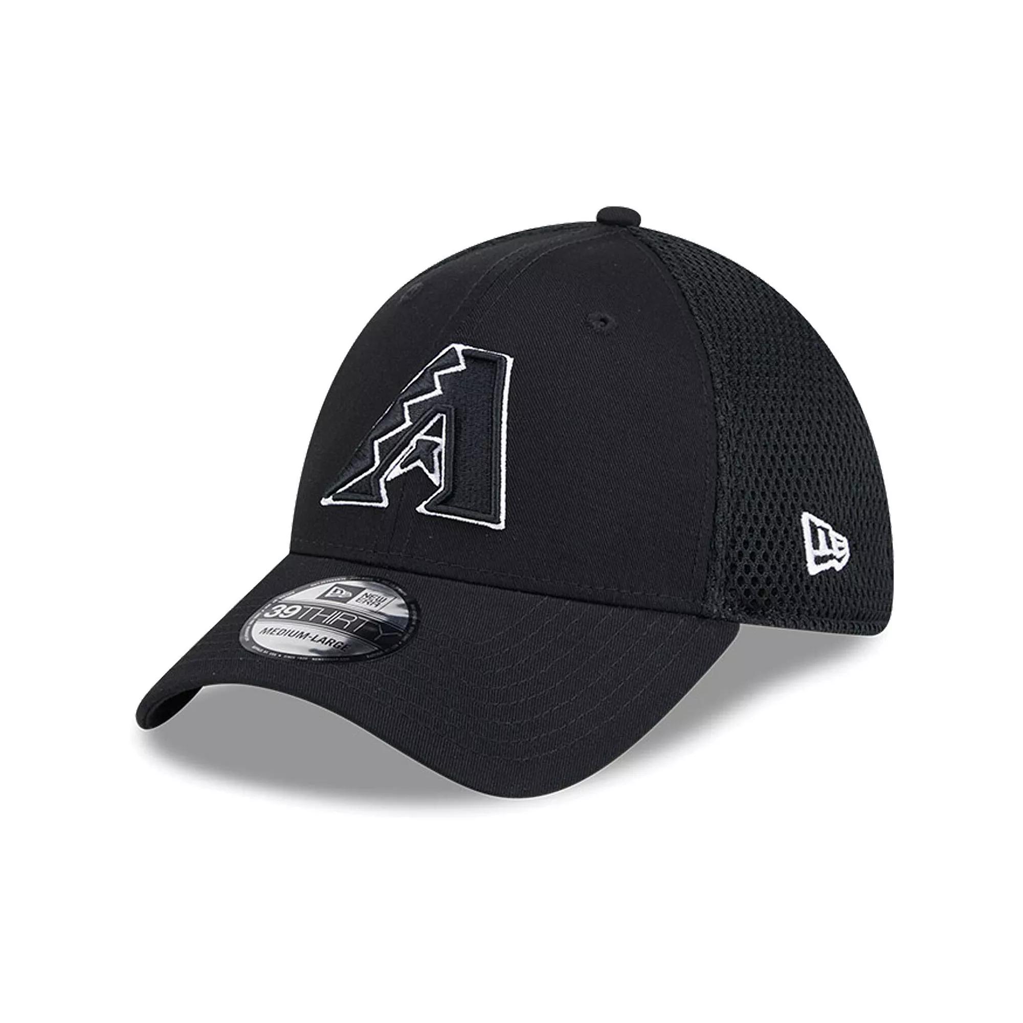 Men's New Era Miami Marlins Evergreen Black & White Neo 39THIRTY Flex Hat,  Product Image