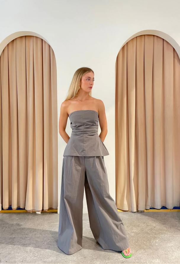 Bauhaus Pant in Grey Product Image