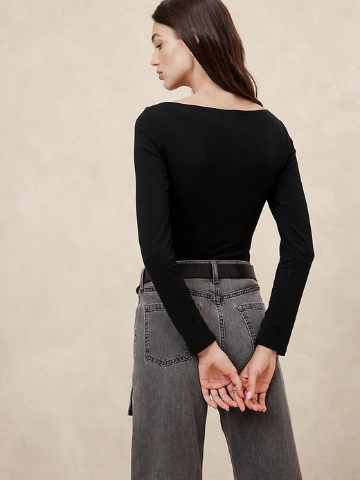 Soft Stretch Scoop-Neck T-Shirt Product Image