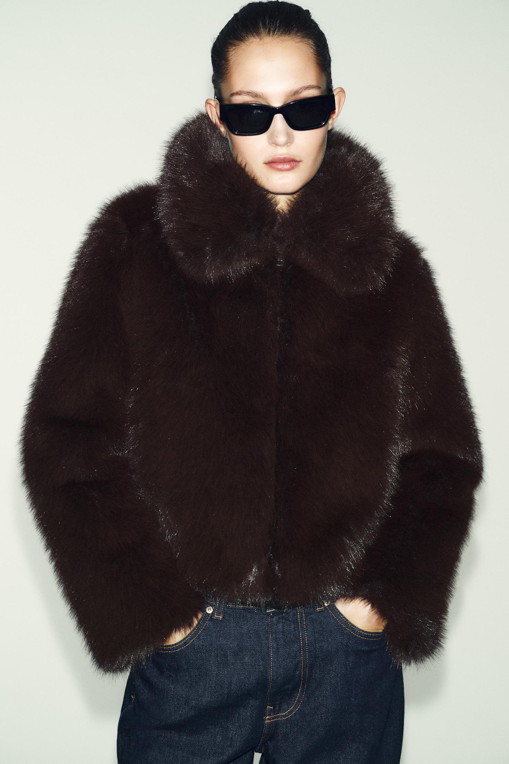 FAUX FUR LAPEL COLLAR JACKET Product Image