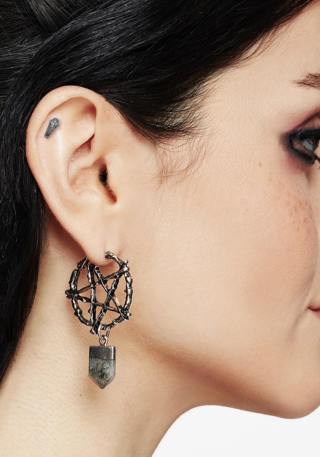 Stranger Coffin Cartilage Piercing Product Image