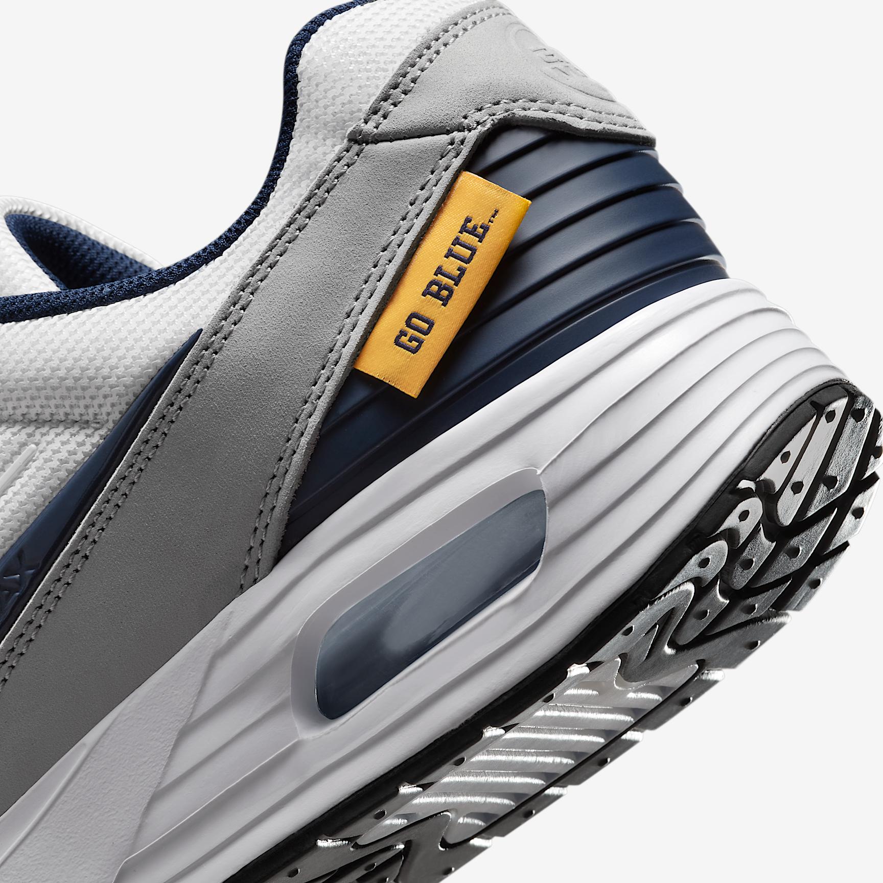 Nike Men's College Air Max Verse (Michigan) Shoes Product Image
