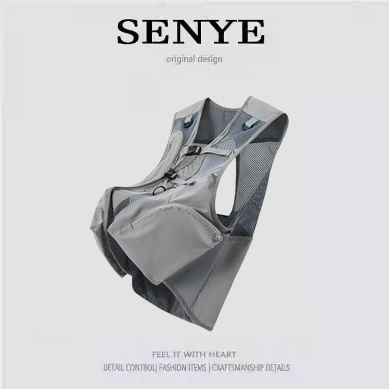 V-Neck Panel Mesh Crop Buckle Cargo Vest Product Image