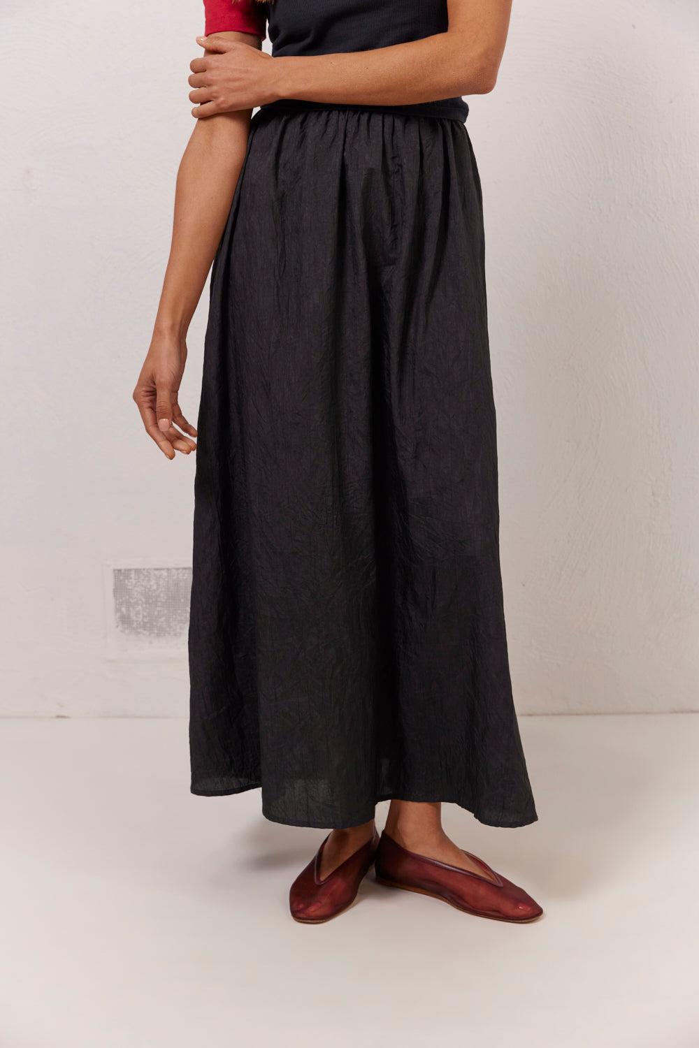 Solara Midi Skirt Black Product Image