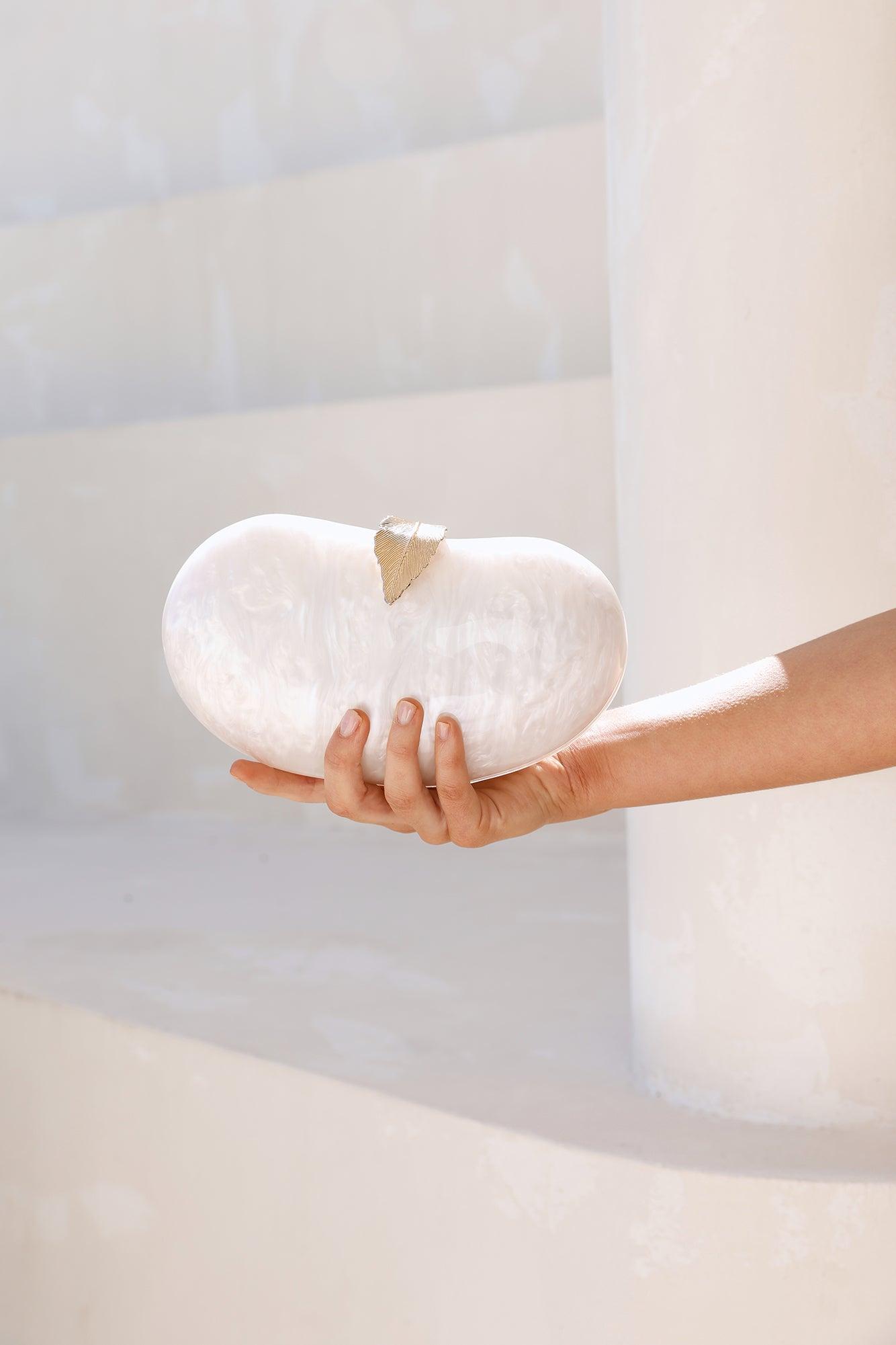 Oceania Clutch Pearl Product Image