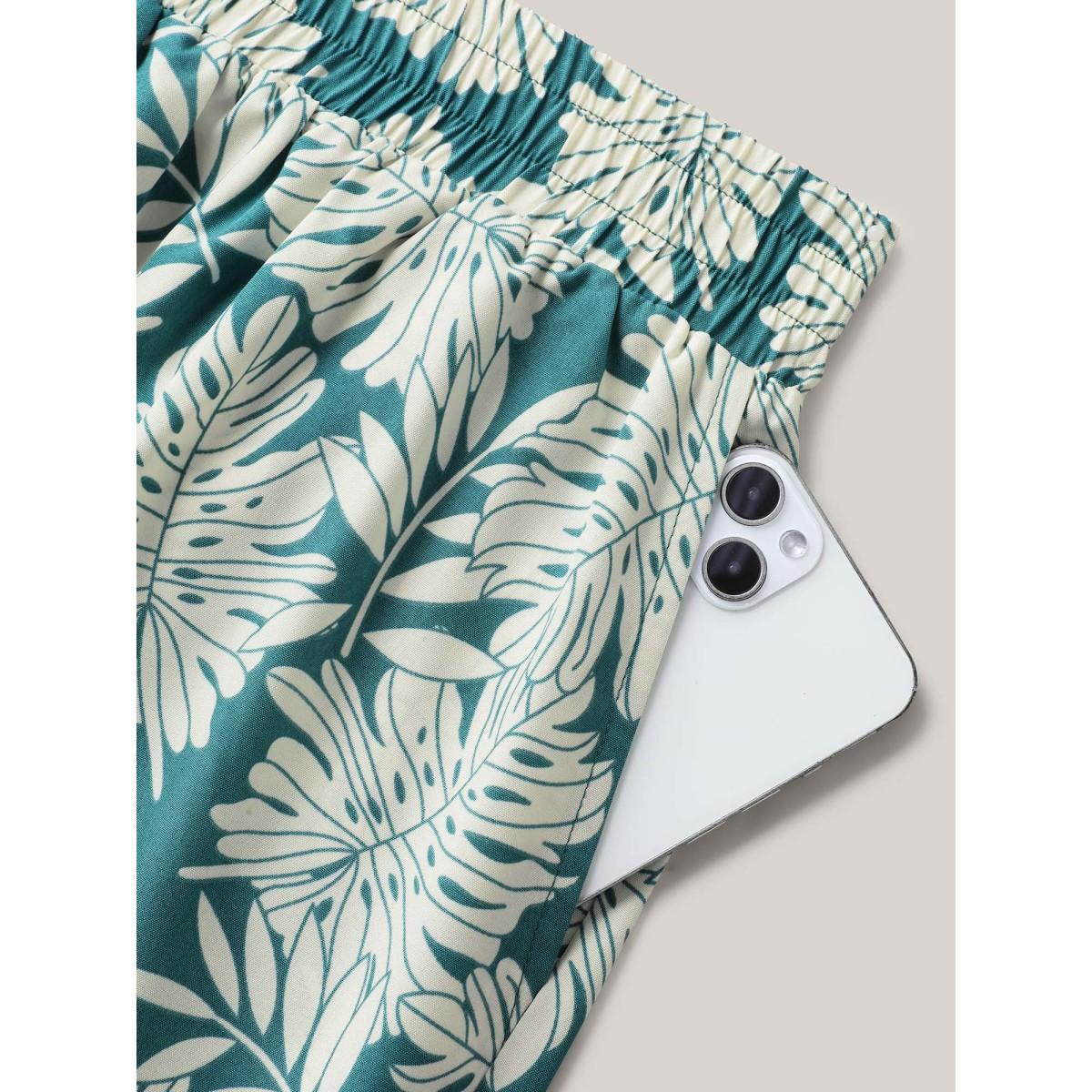 Plus Size Tropical Leaf Pattern Shirred Wide-Leg Pants Women Emerald Resort Wide Leg Mid Rise Vacation Pants BloomChic 26/4X Product Image