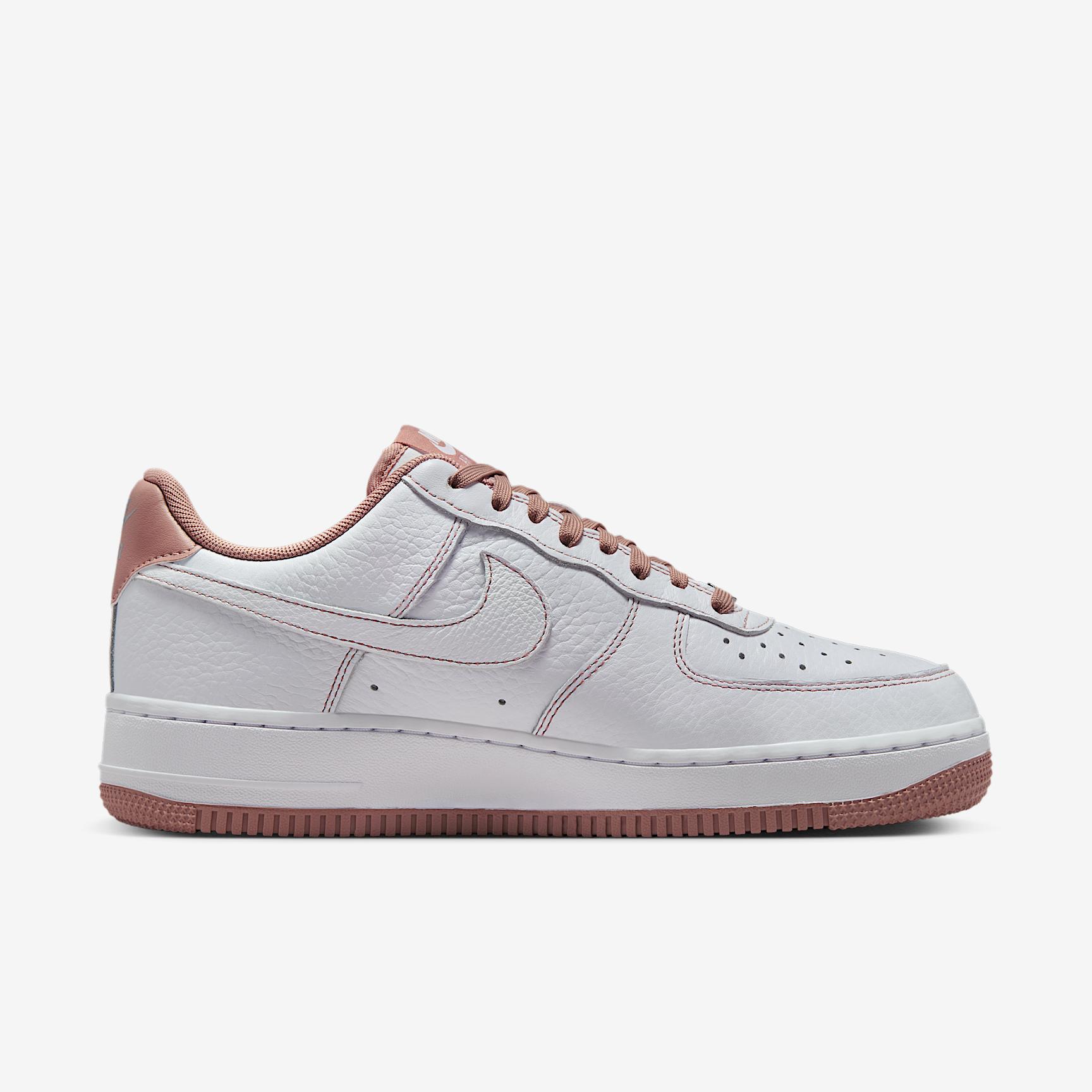 Nike Womens Air Force 1 07 Mini Jewel Shoes | IB6543-102 Product Image