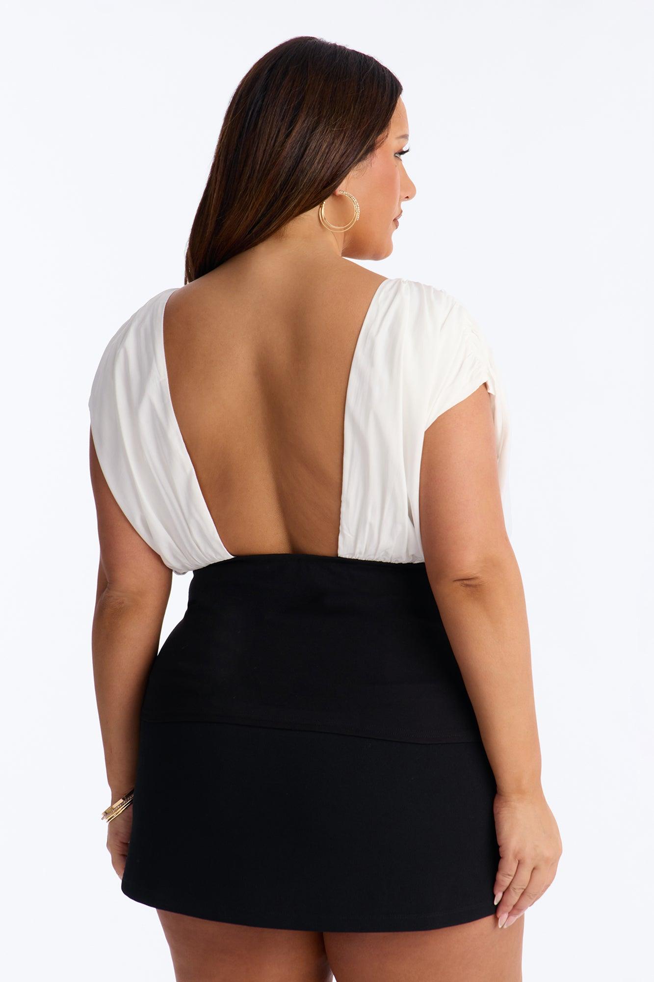 Camera Loves Me Contrast Ruched Top - Black/White Female Product Image