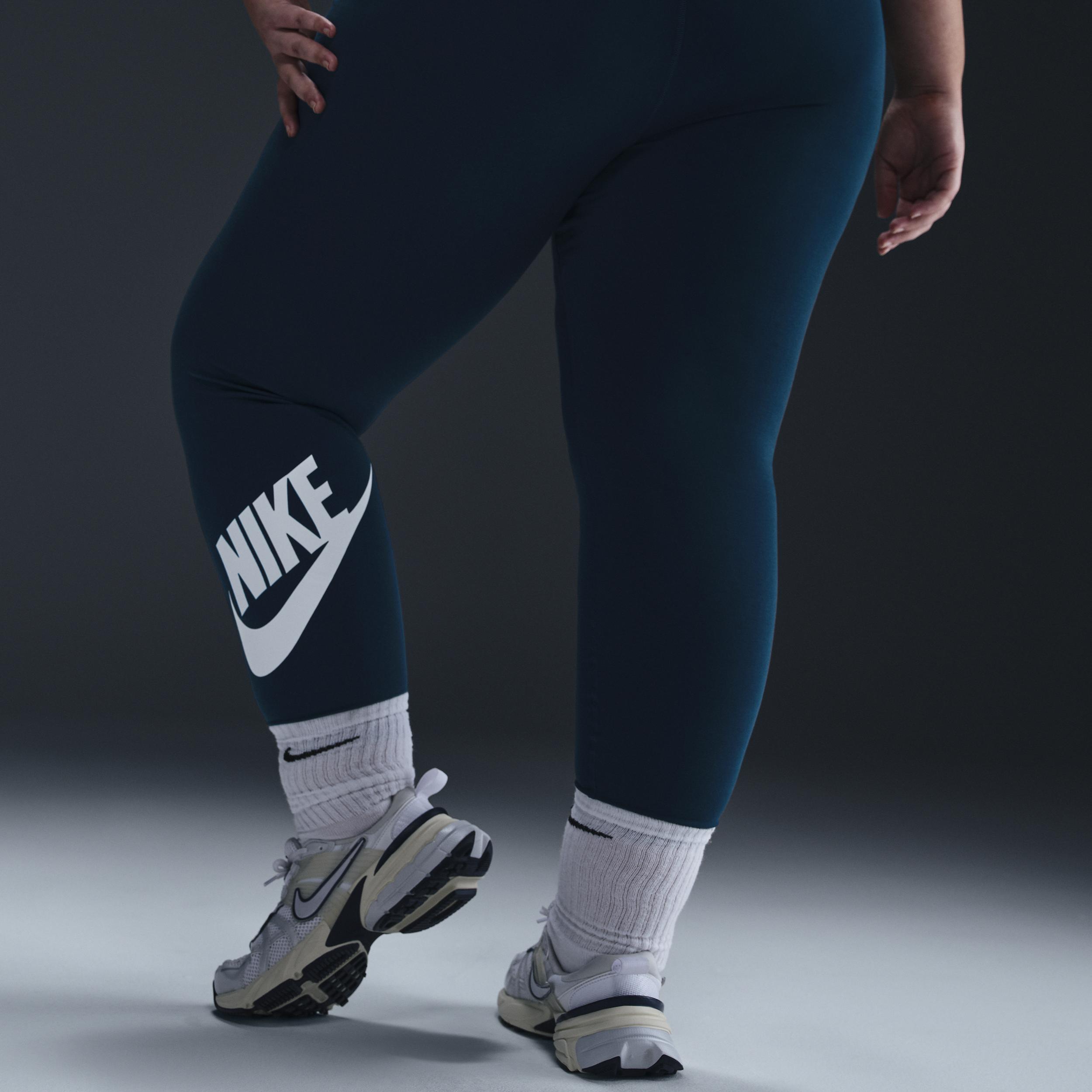Nike Sportswear Classics Women's High-Waisted Graphic Leggings (Plus Size) Product Image