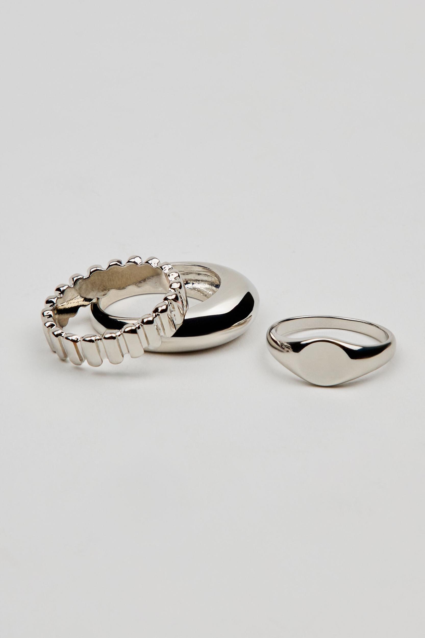 Set of 3 Signet Rings Product Image